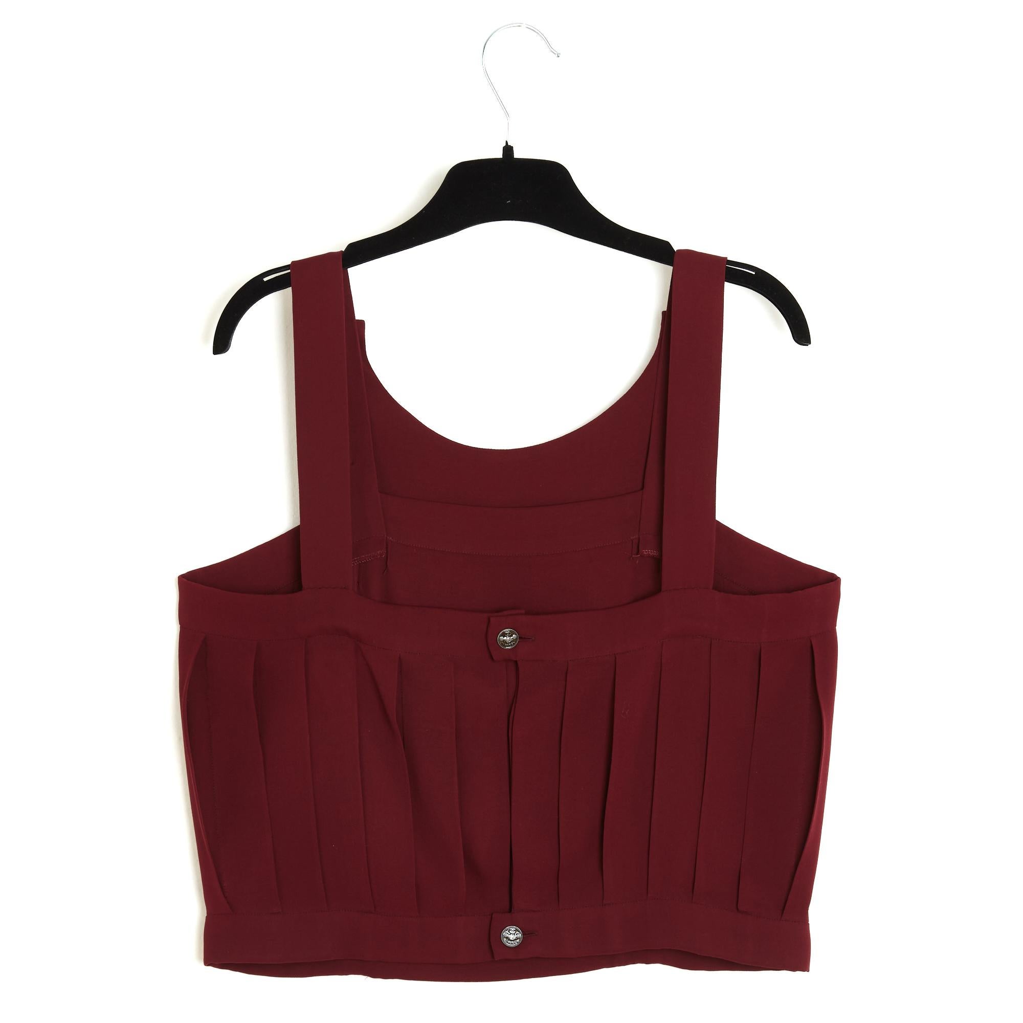 Chanel 2008 Top Crop FR40 Burgund Seide Krepp plissiert CC Knöpfe Top UK12 US10 Damen im Angebot