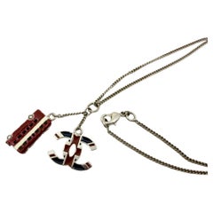 Collares