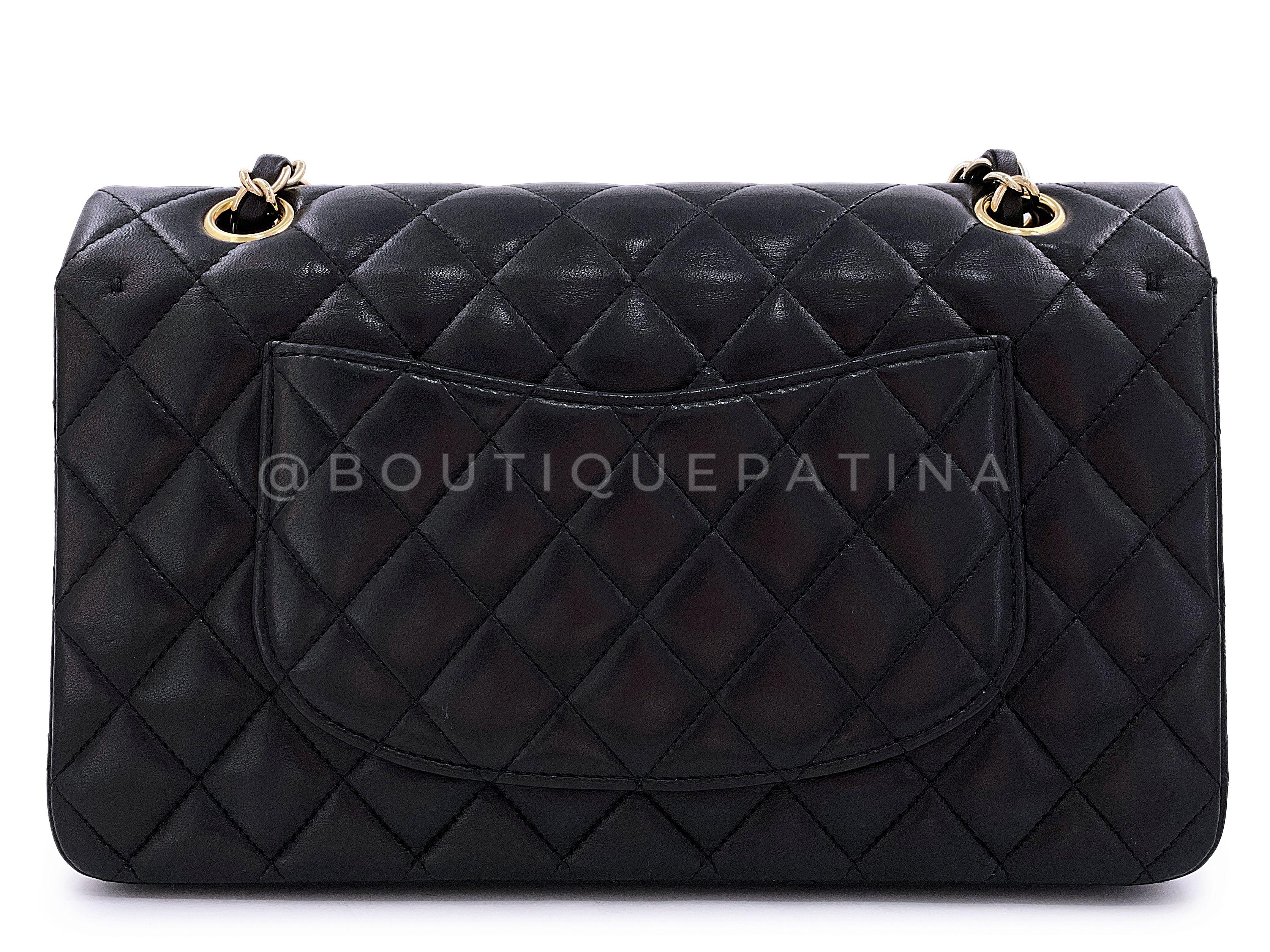 Chanel 2008 Vintage Black Medium Classic Double Flap Bag 24k GHW Lambskin 67582 en vente 1