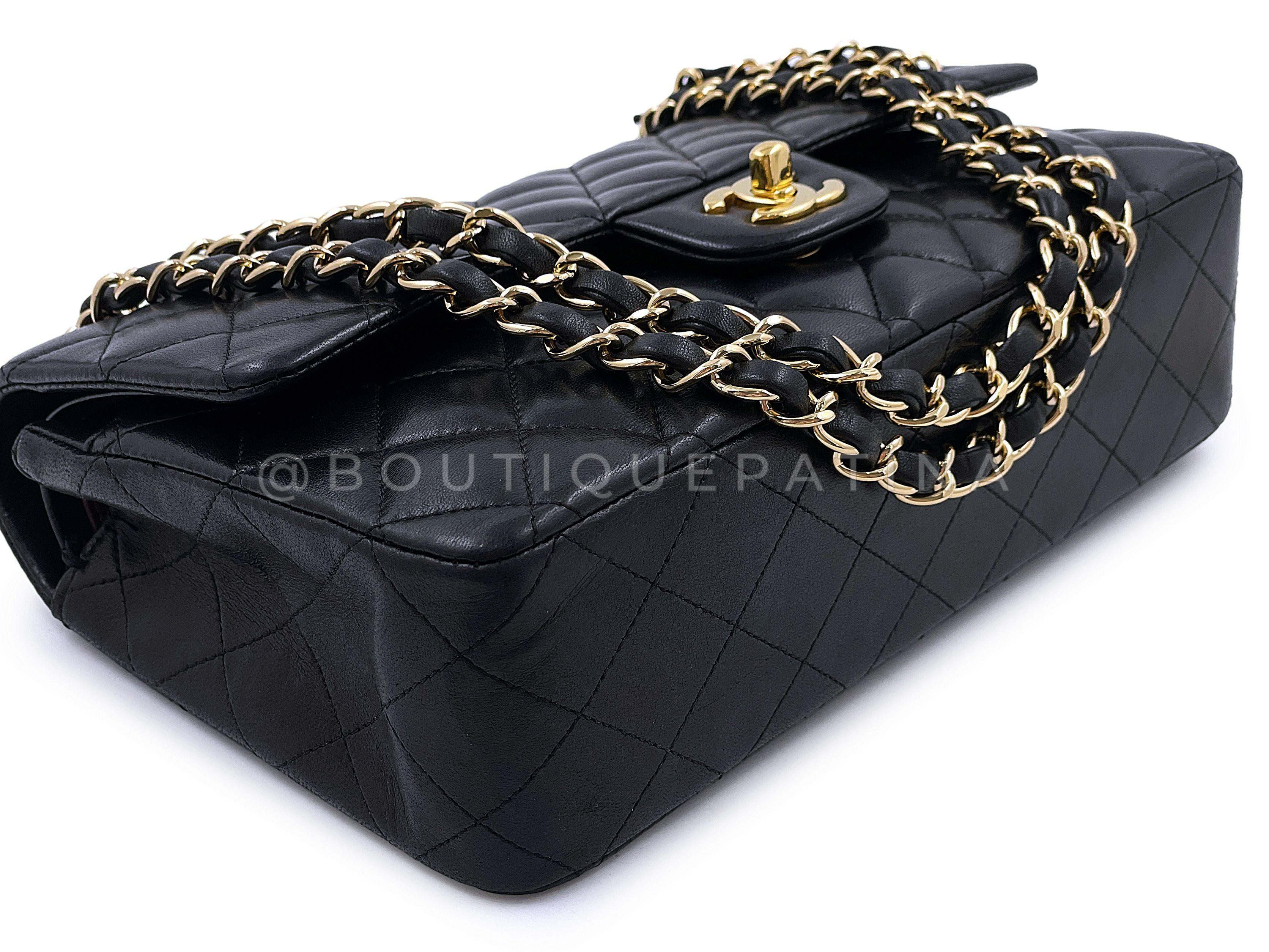 Chanel 2008 Vintage Black Medium Classic Double Flap Bag 24k GHW Lambskin 67582 en vente 3