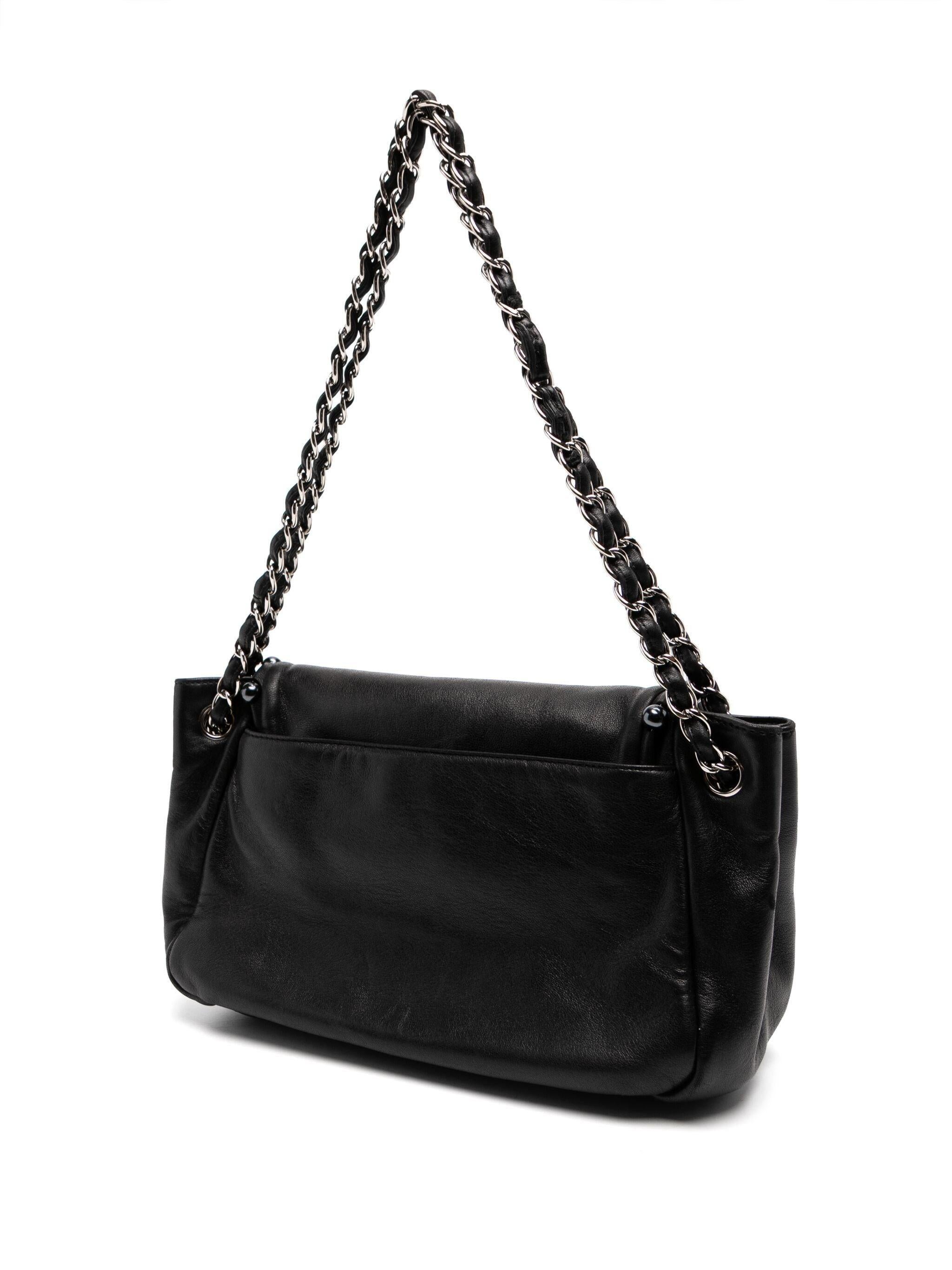 Chanel 2008 Vintage Rare So Black CC Pearl Medium Classic Flap Bag For Sale 2