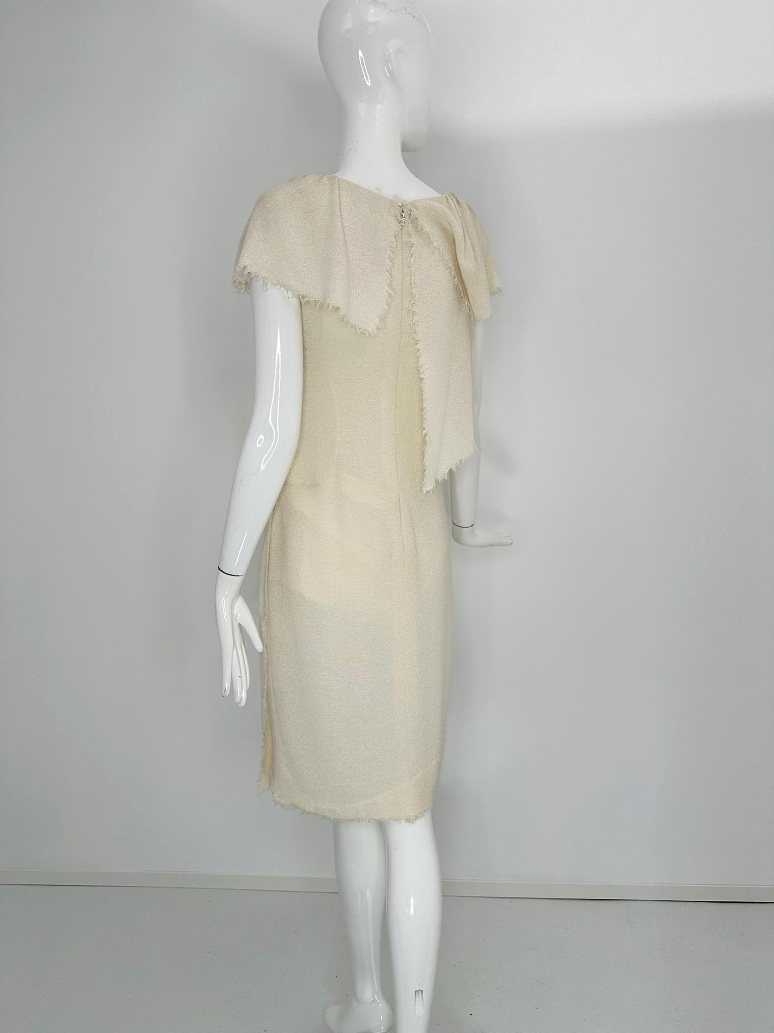 Chanel 2008P White Boucle Raw Edge Ruffle & Hem Day Dress 34 en vente 5