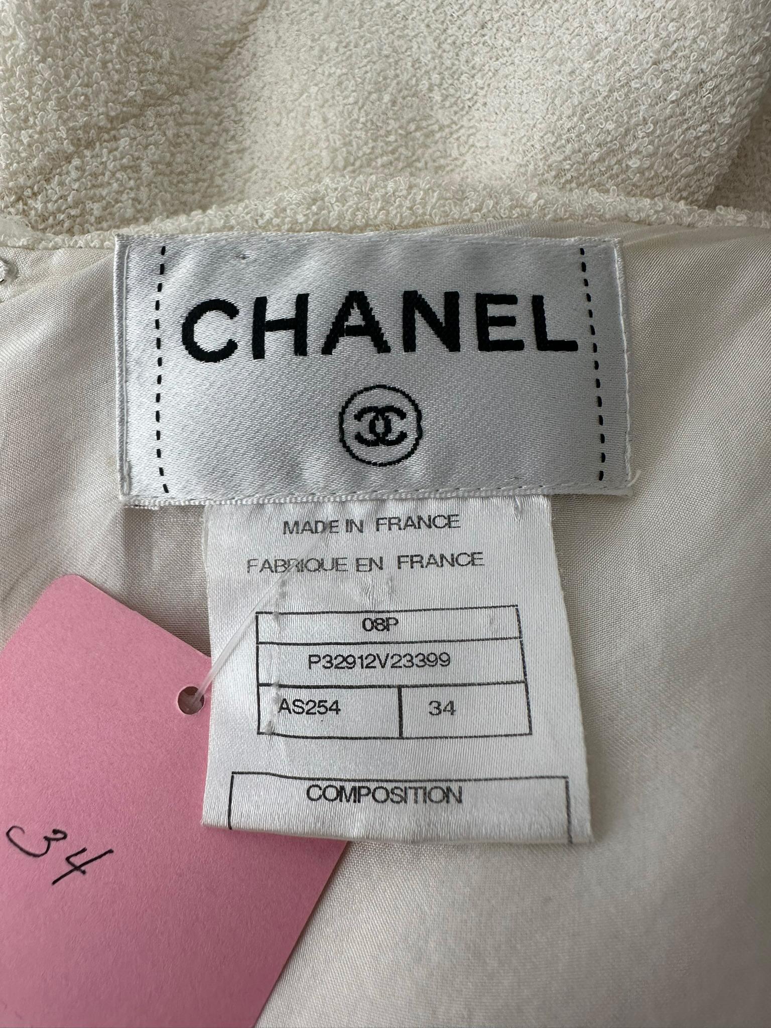 Chanel 2008P White Boucle Raw Edge Ruffle & Hem Day Dress 34 en vente 12