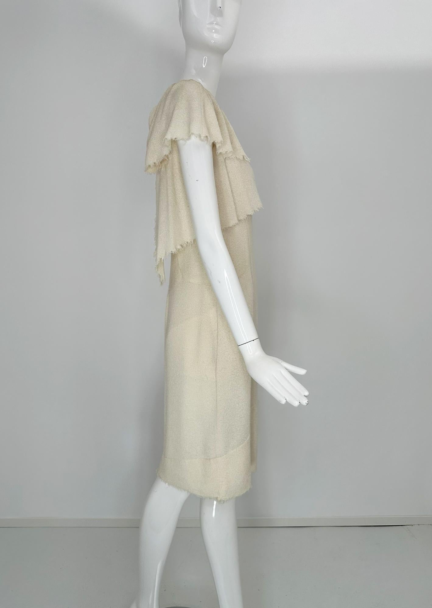 Chanel 2008P White Boucle Raw Edge Ruffle & Hem Day Dress 34 Pour femmes en vente