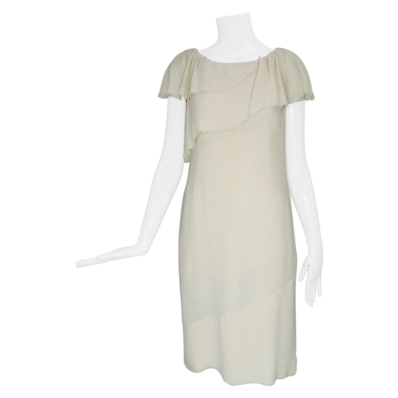 Chanel 2008P White Boucle Raw Edge Ruffle & Hem Day Dress 34 en vente