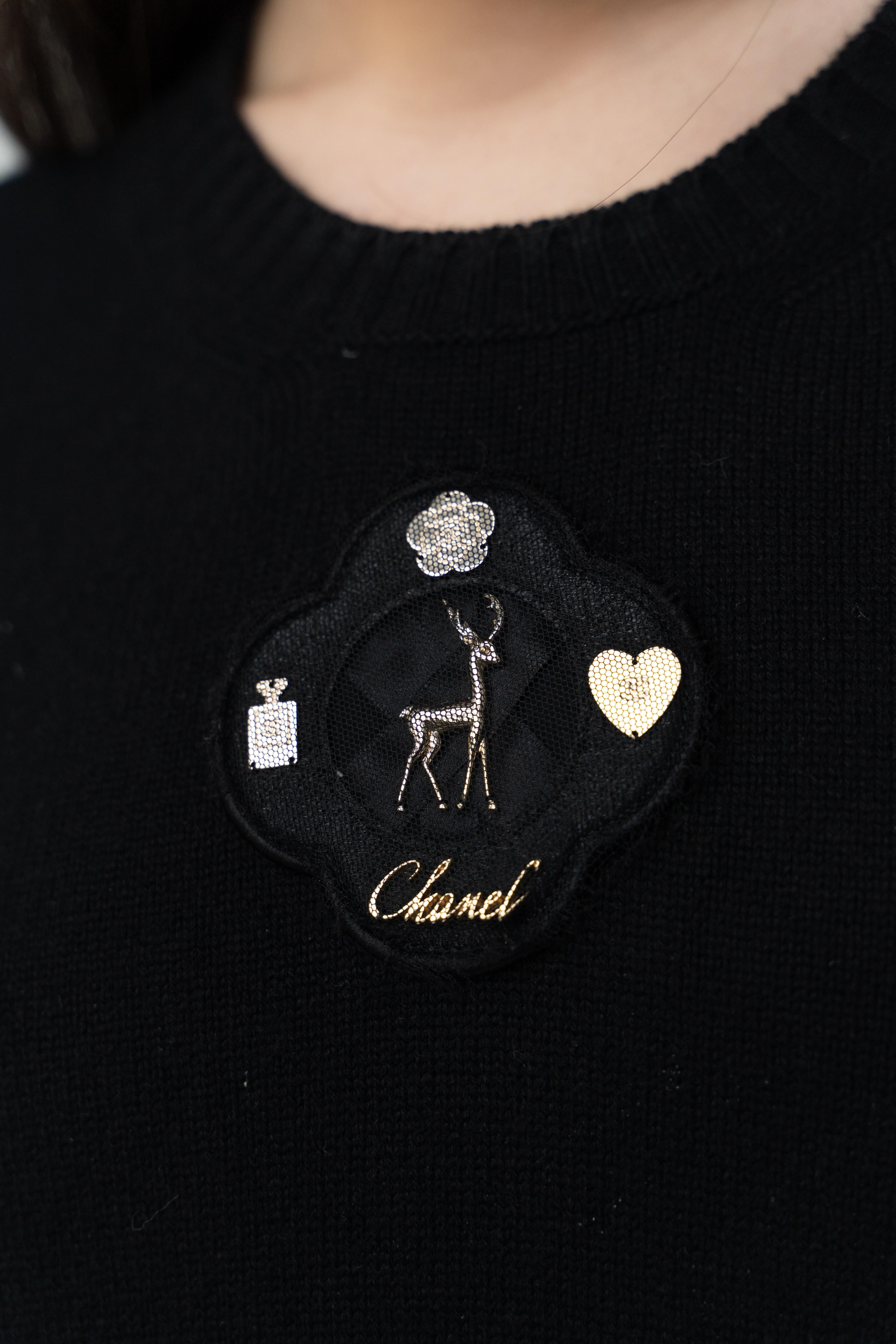 De las mujeres Chanel 2009 09 A & Karl Lagerfeld  Vestido de punto de cachemira negro talla grande en venta