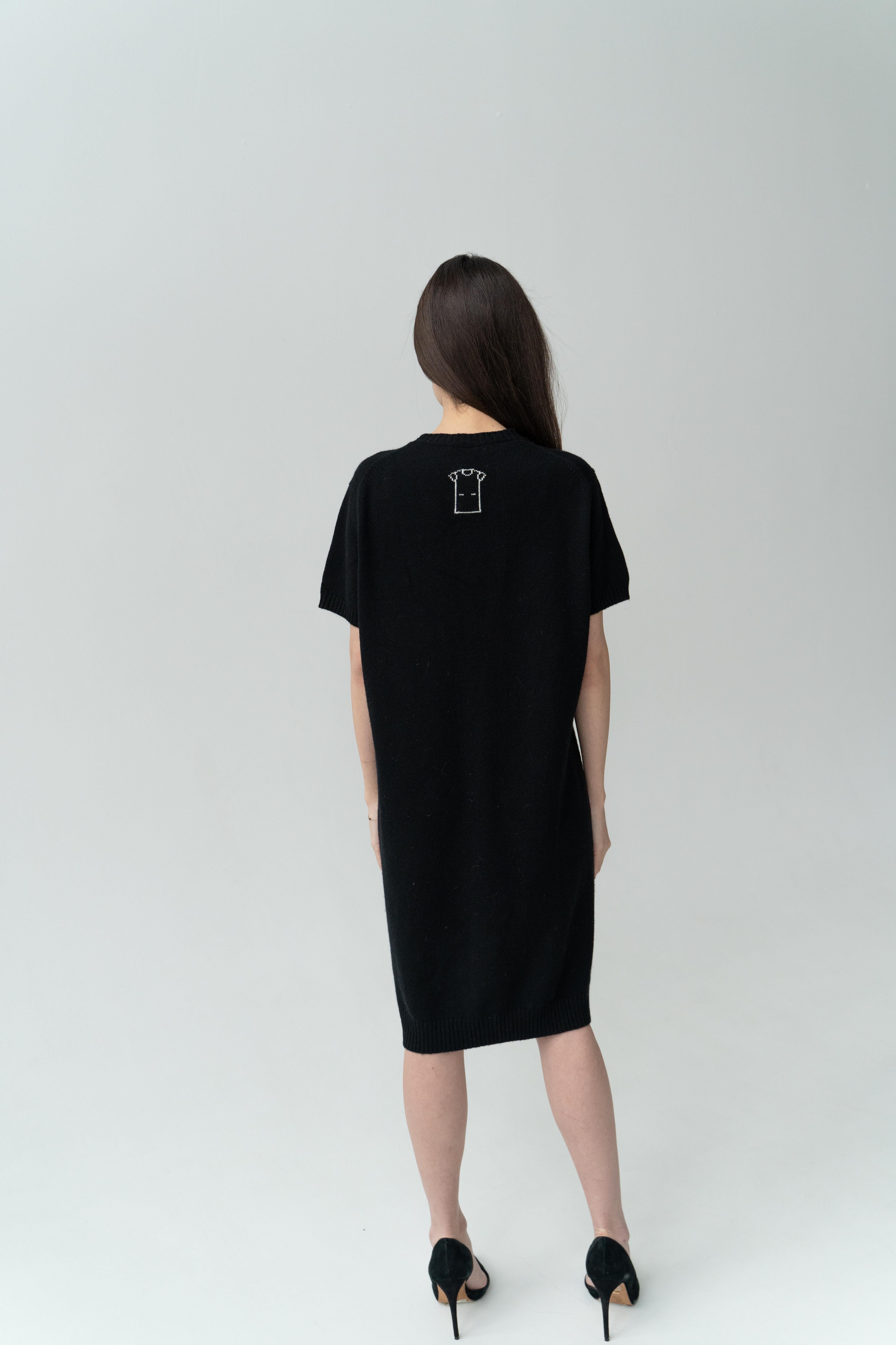 Chanel 2009 09 A & Karl Lagerfeld  Vestido de punto de cachemira negro talla grande en venta 3