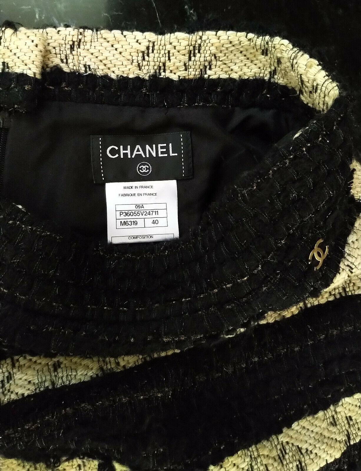 Chanel 2009 09A Paris-Moscow Black & Beige Metallic Pencil Skirt FR 40/ US 8 For Sale 6