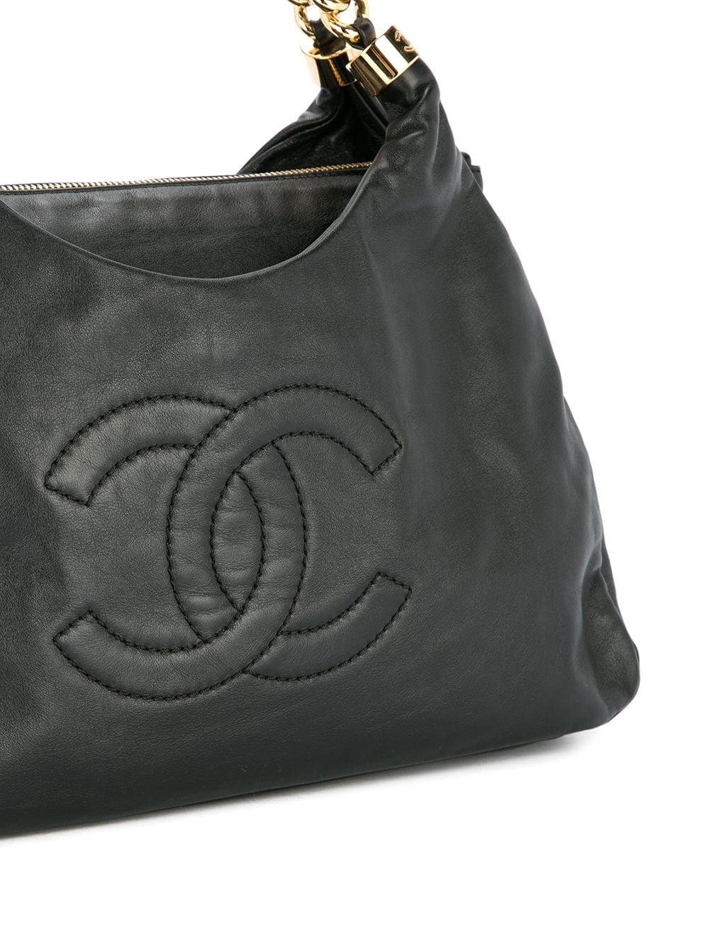 Women's Chanel 2009 CC Logo Thick Chain Black Calfskin Hobo Shoulder Tote  For Sale