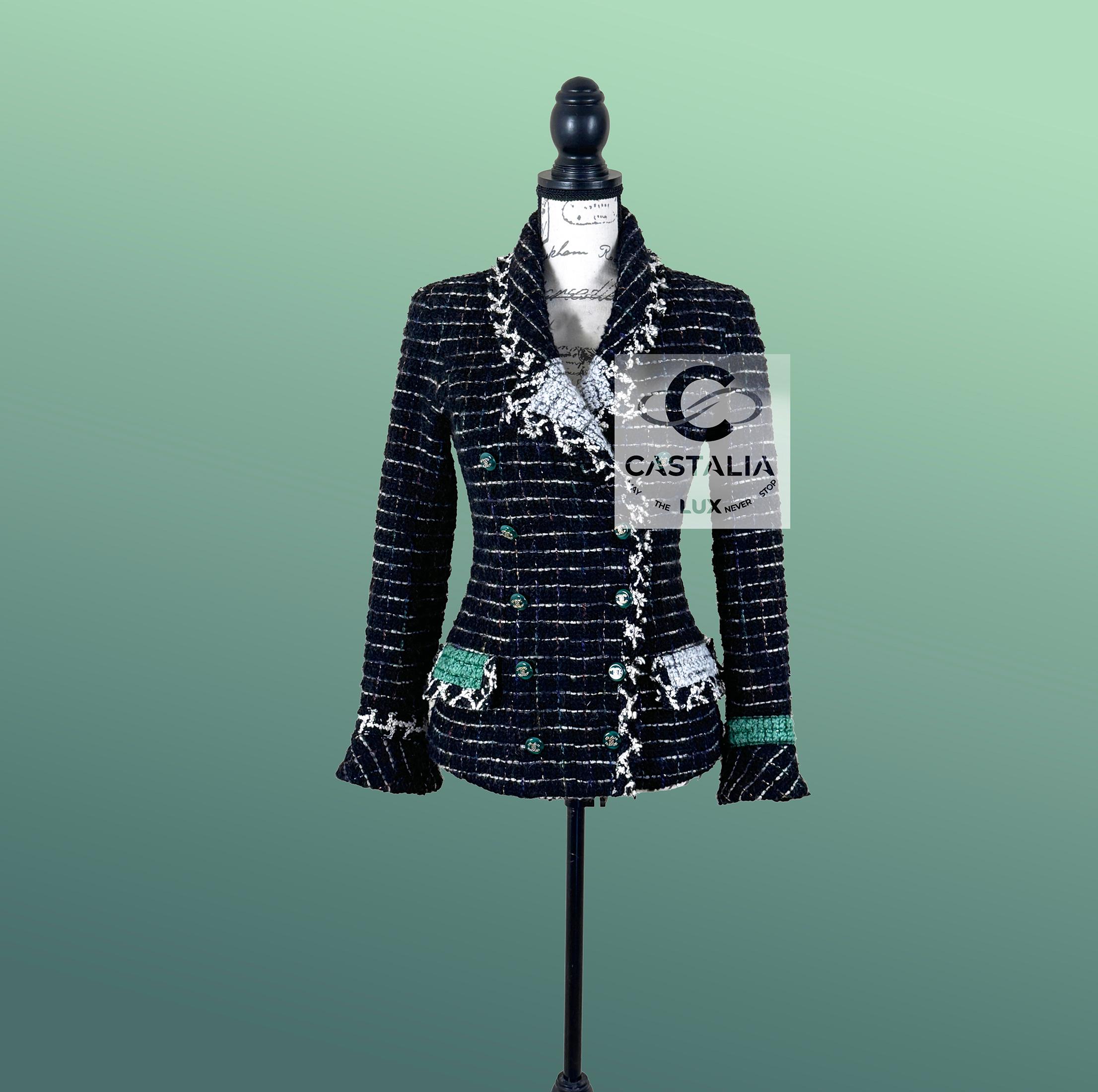 Chanel 2009 The Connoisseur's Gem Chaqueta de tweed negro 36 FR en venta 3