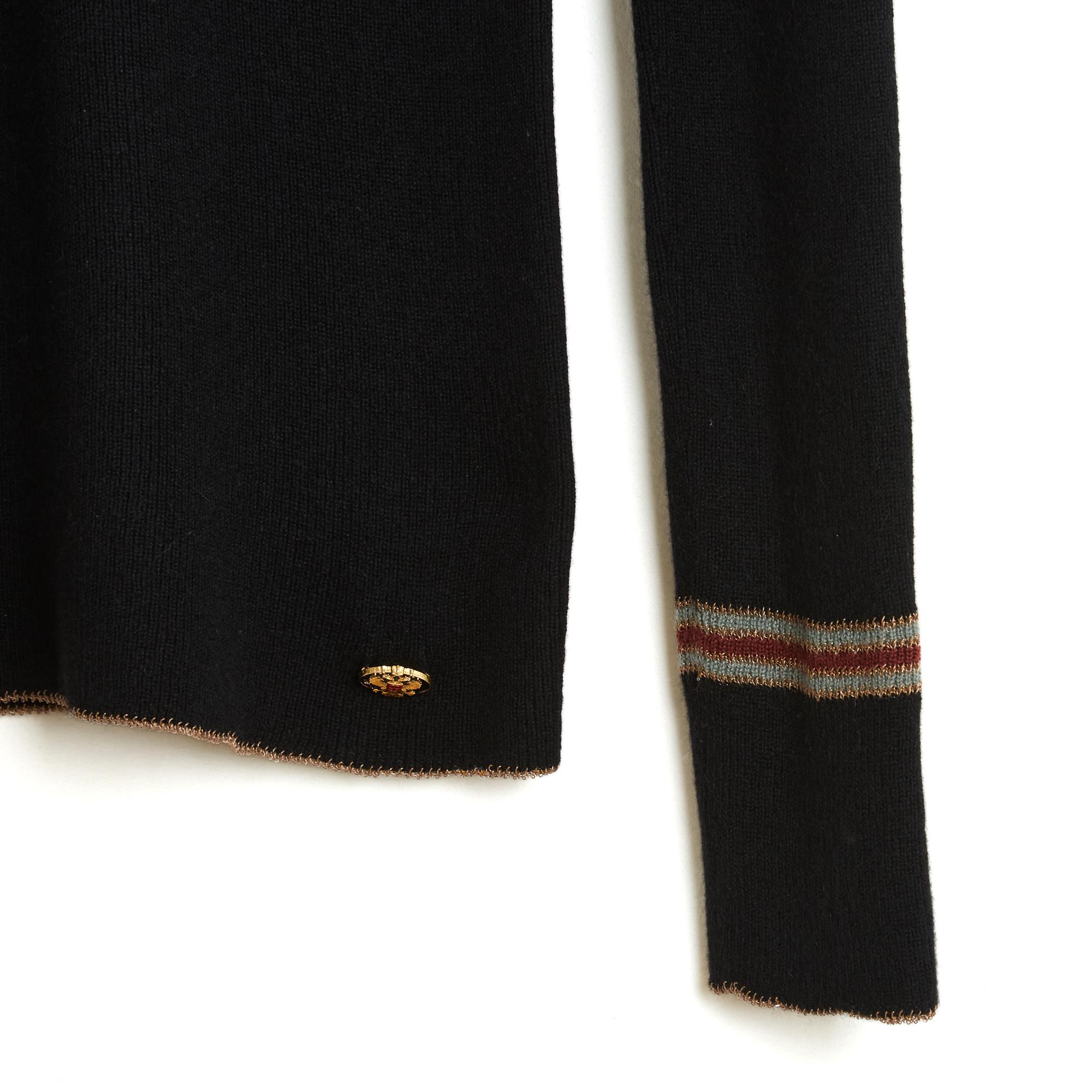 Chanel sweater from the AH2009 collection by Karl Lagerfeld in fine black cashmere 