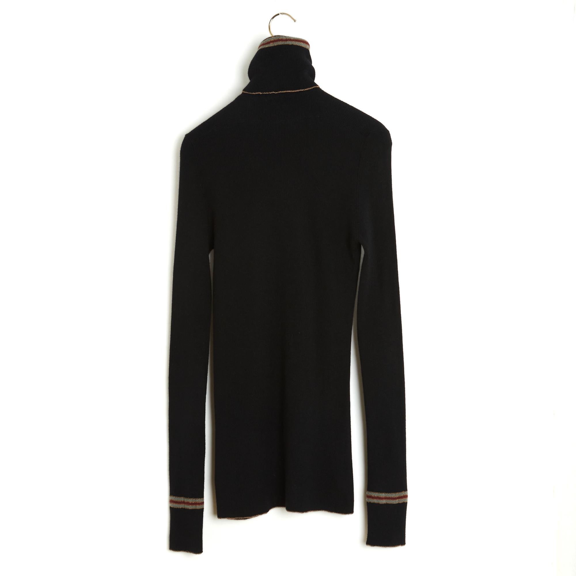 Chanel 2009 Pull noir or FR38 Black Cashmere Turtle Neck Sweater UK10 US8 For Sale 2