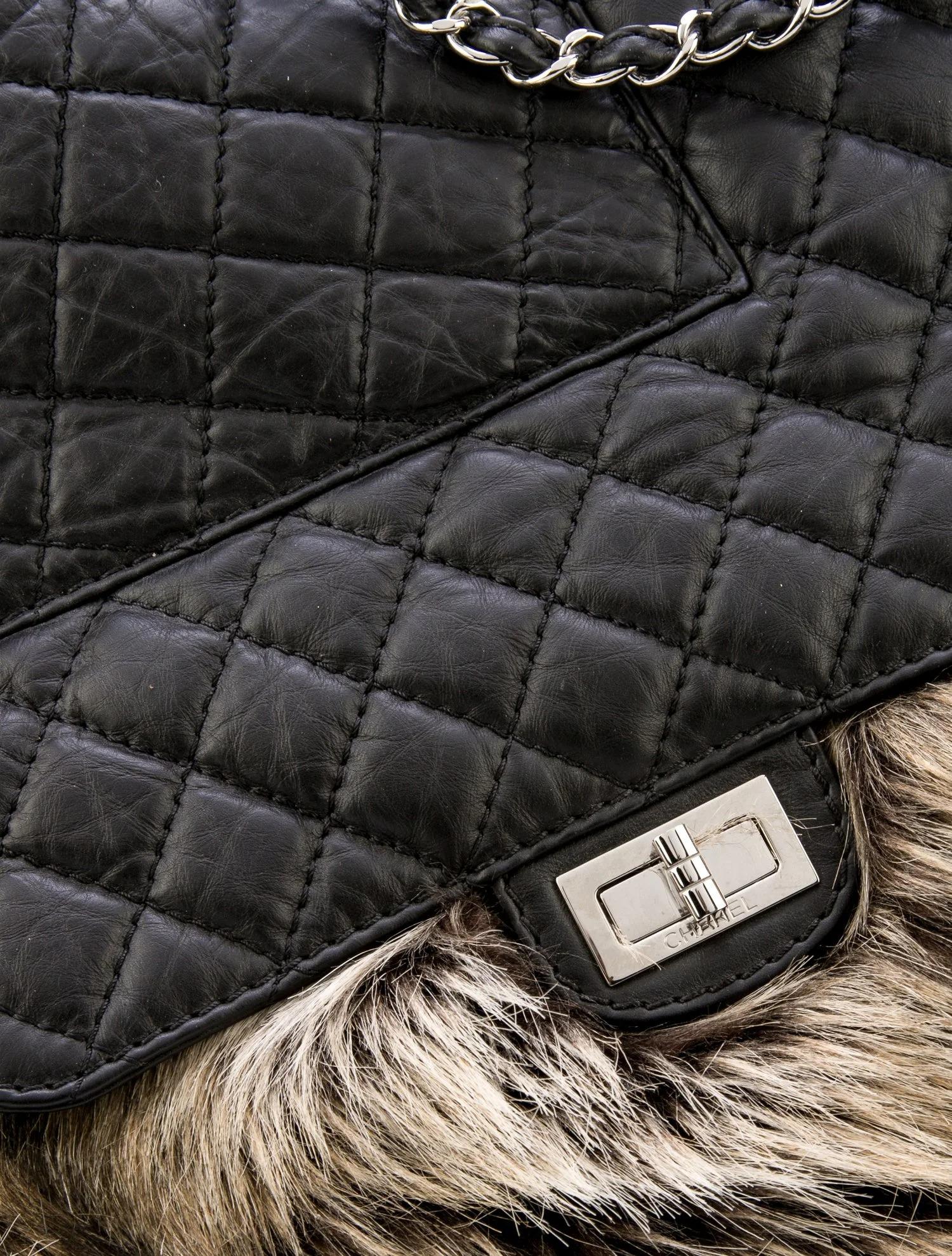 Women's or Men's Chanel 2009 Rare Fantasy Cabas Faux Fur Winter XL Cabas Tote Shoulder Bag For Sale