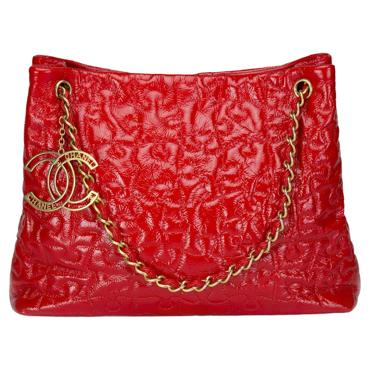 Chanel 2009 Rare Vintage Rojo Brillante Acolchado Puzzle Pieza Patente Bolso Tote Satchel