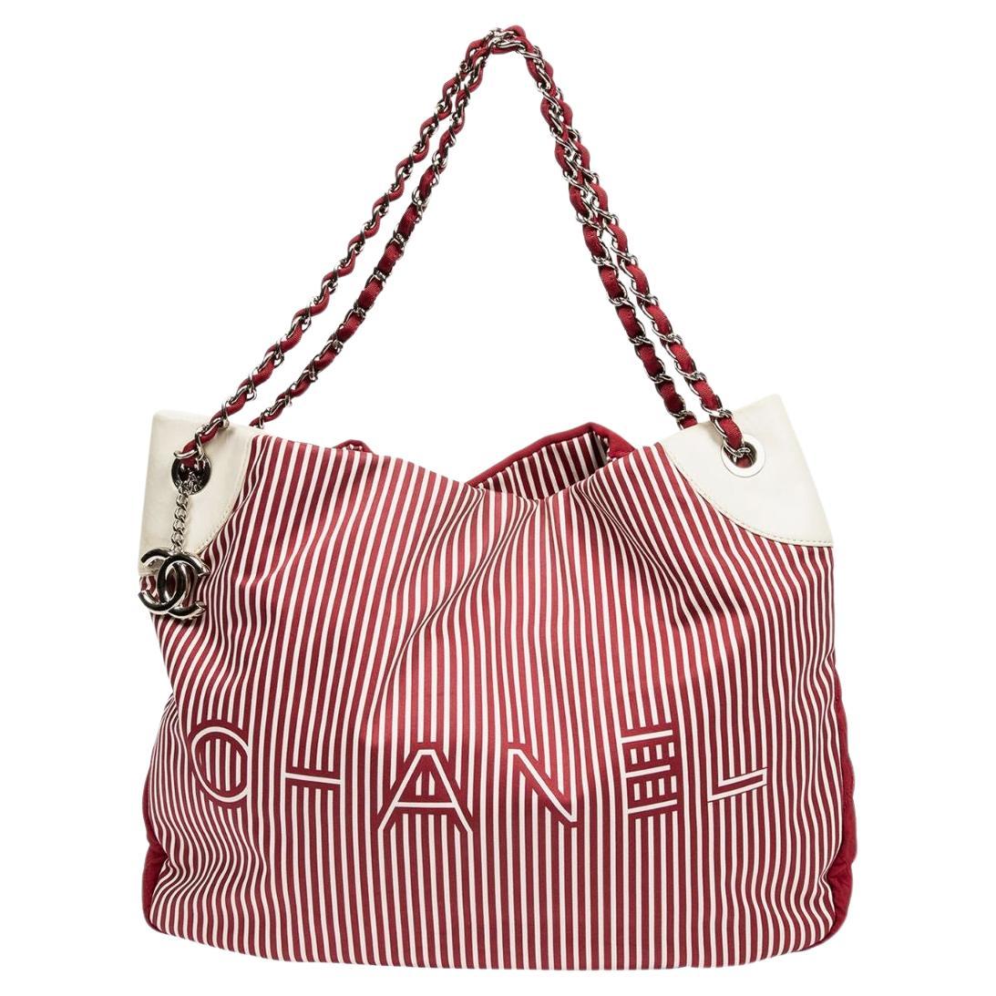 Chanel 2009 Red Beach Club Logo Chain Tote For Sale