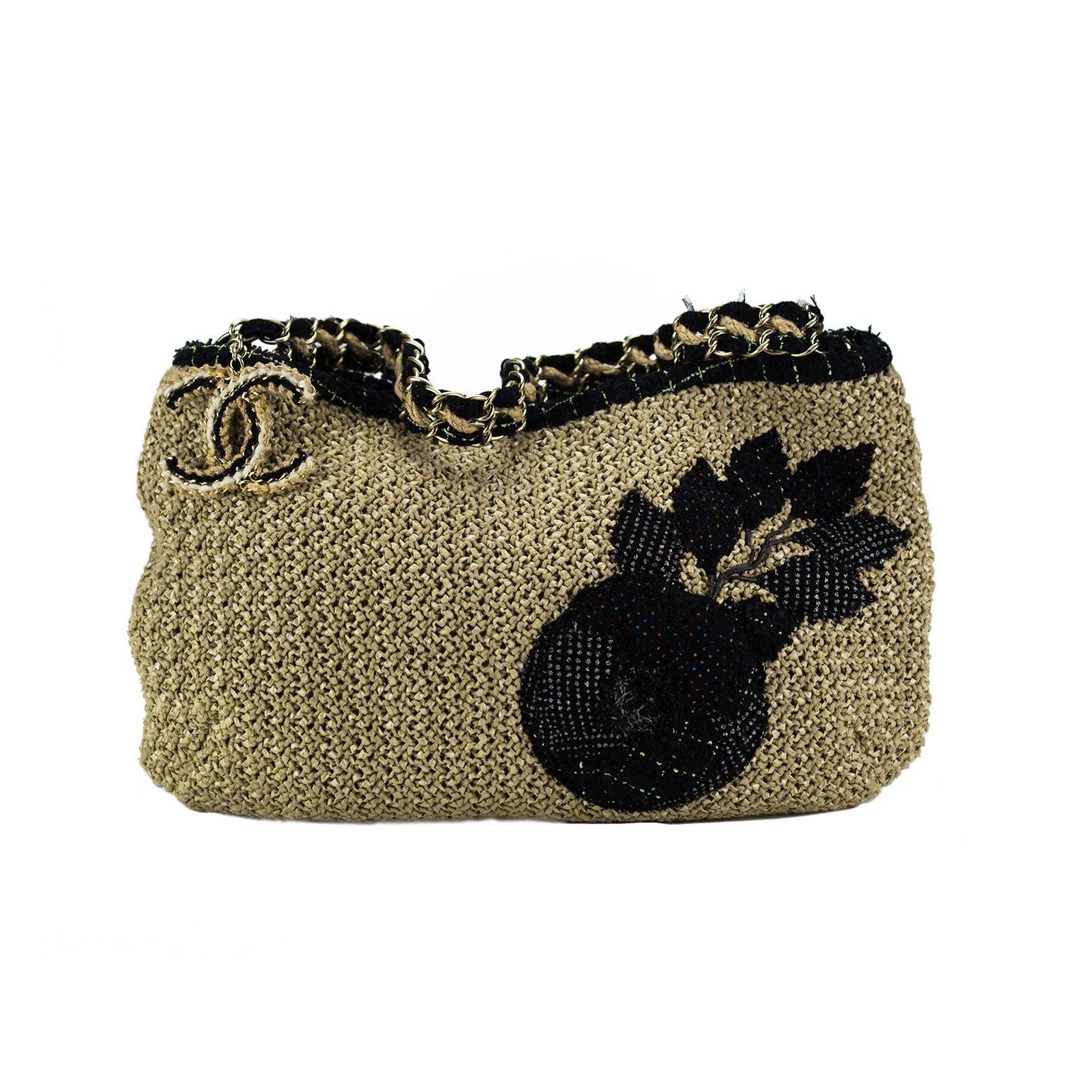 Chanel 2009 Small Mini Organic Raffia Rope Camelia Tote Beige Shoulder Bag en vente 1
