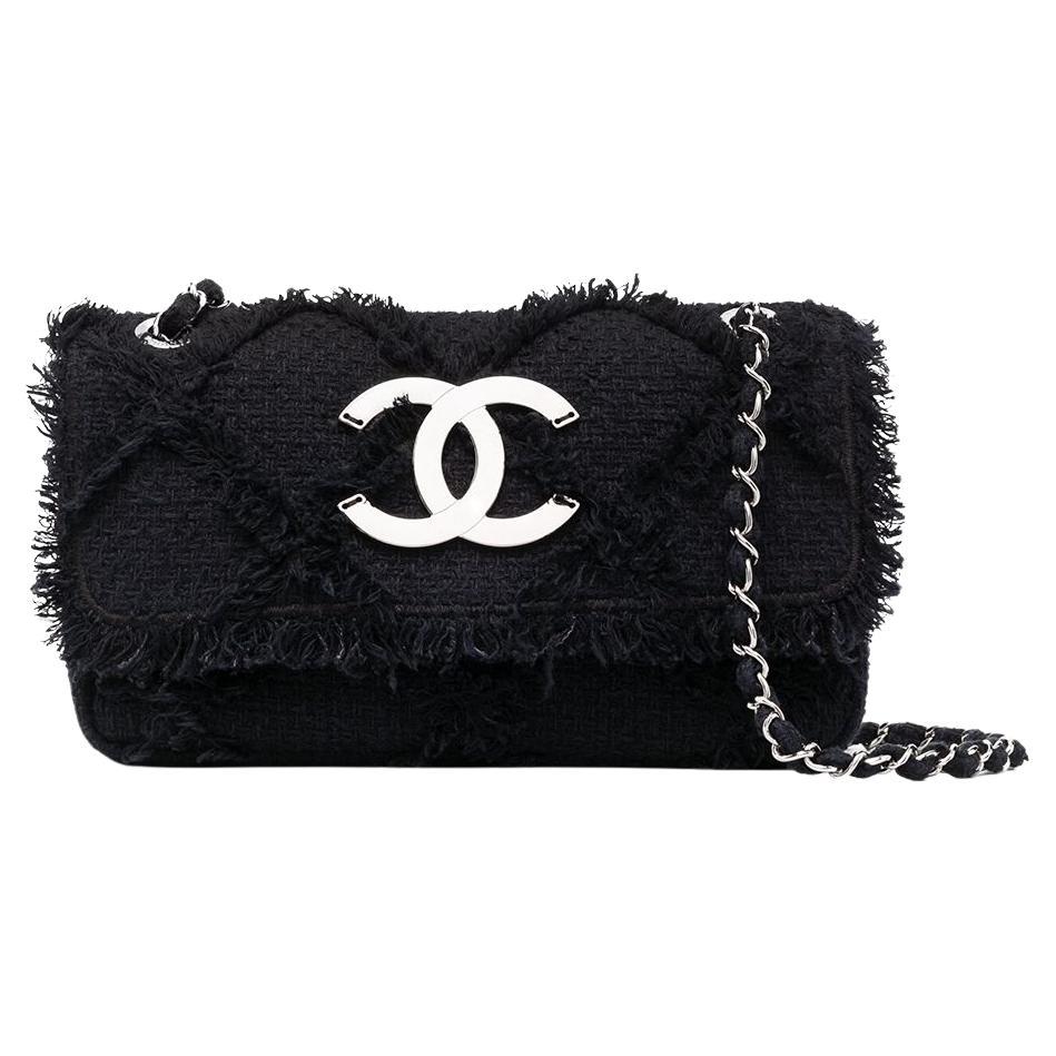 Black Chanel 2009 Small Sized Beige Tweed Fringe Organic Crochet Nature Flap Bag For Sale