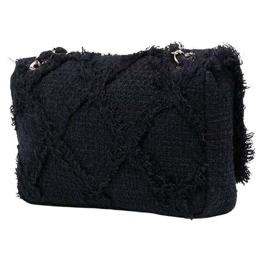 Chanel 2009 Small Sized Beige Tweed Fringe Organic Crochet Nature Flap Bag For Sale 2