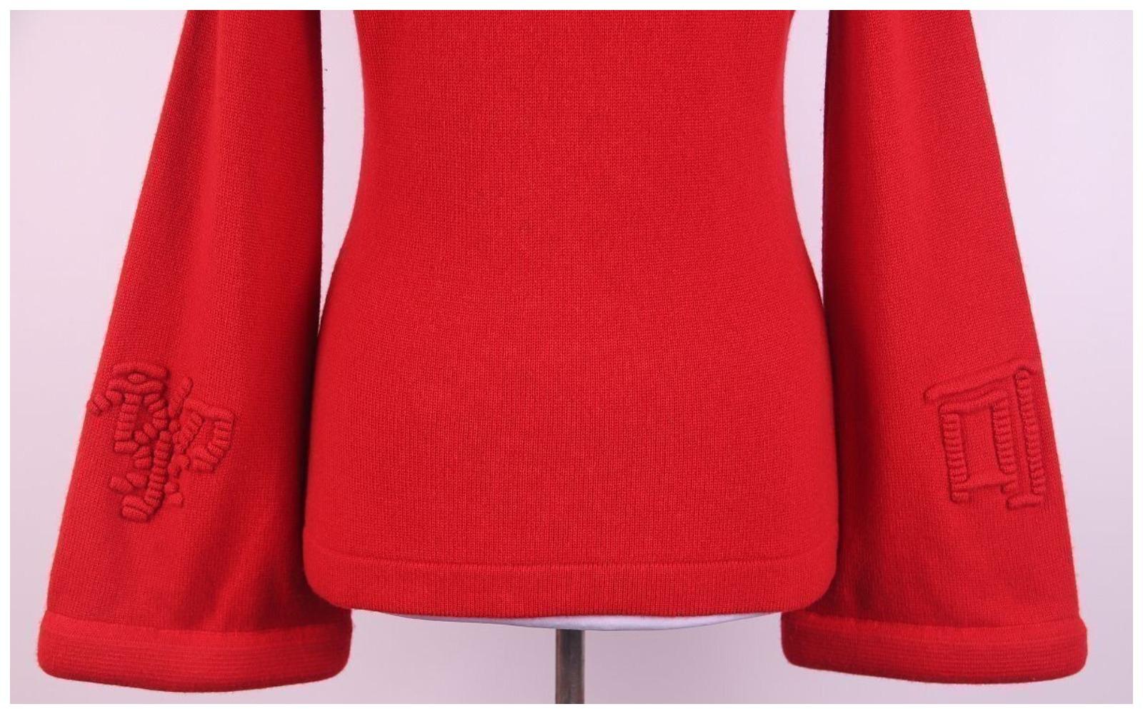 CHANEL 2010 10A Paris – Shanghai Karl Lagerfeld cashmere cardigan For Sale 5