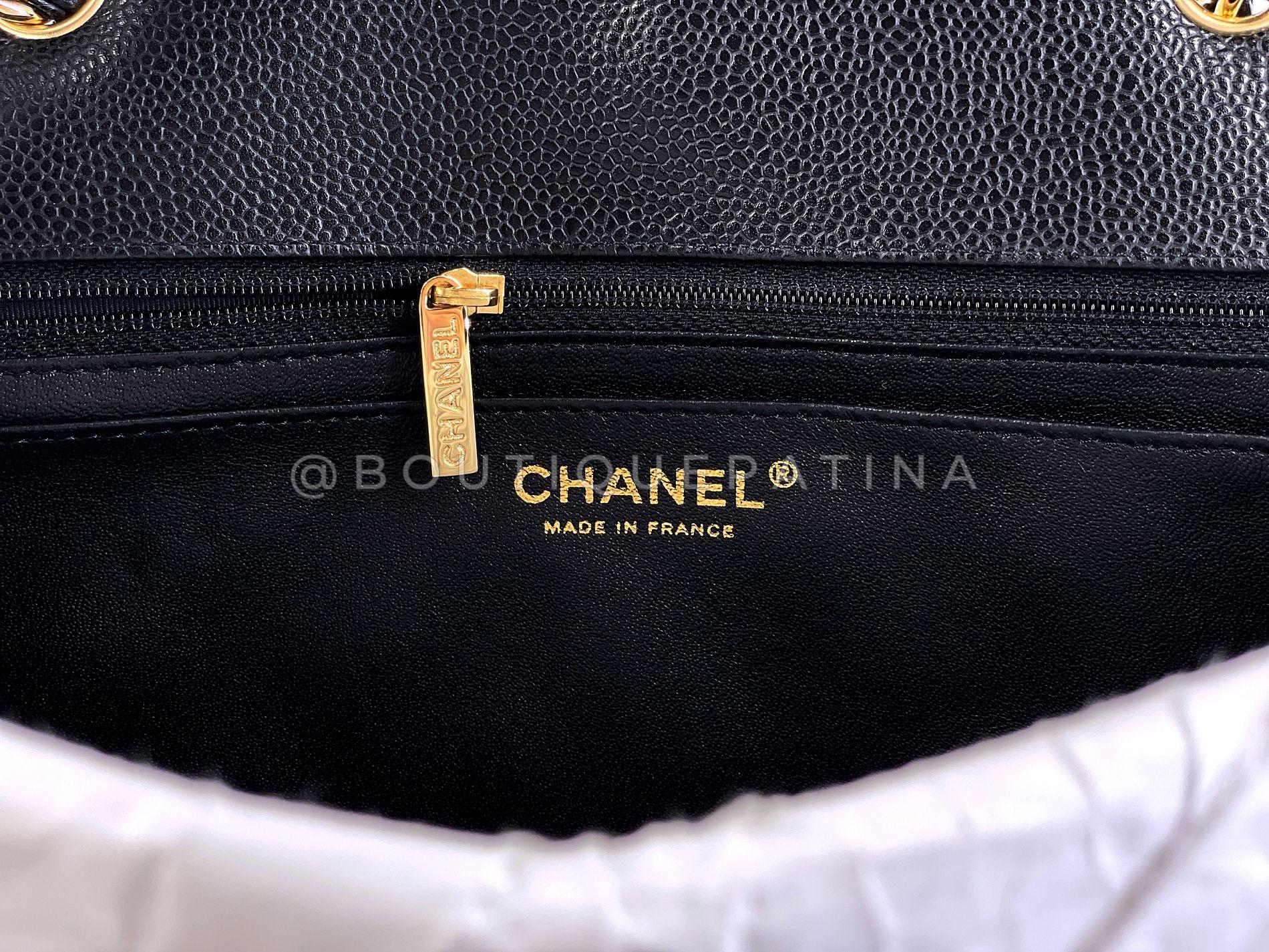 Chanel 2010 Black Caviar Jumbo Classic Flap Bag Single GHW 66829 en vente 5
