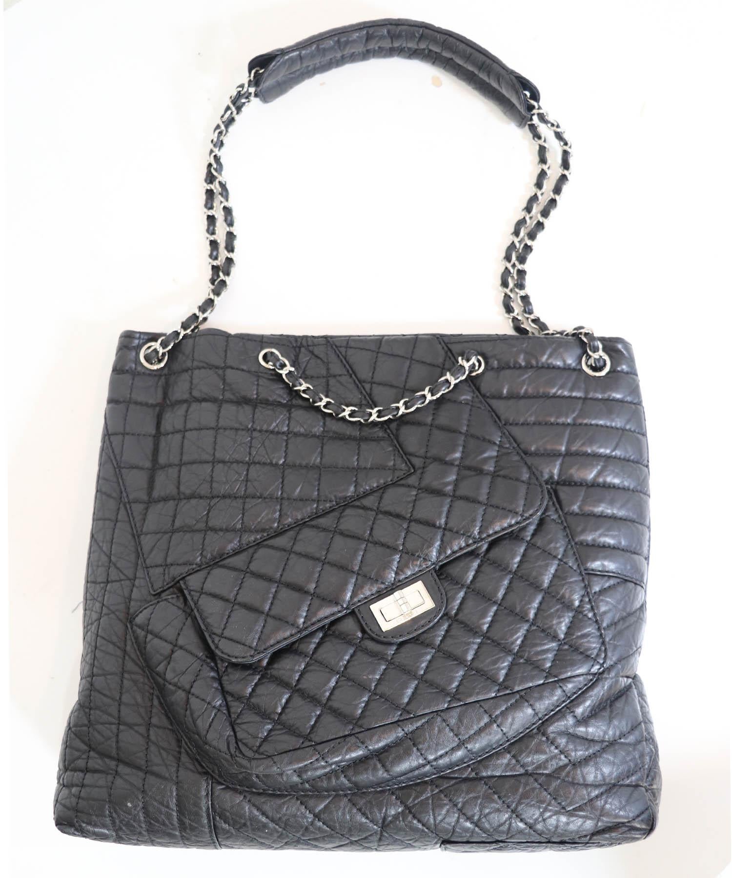 Chanel 2010 Karl Cabas Black Leather Tote 4