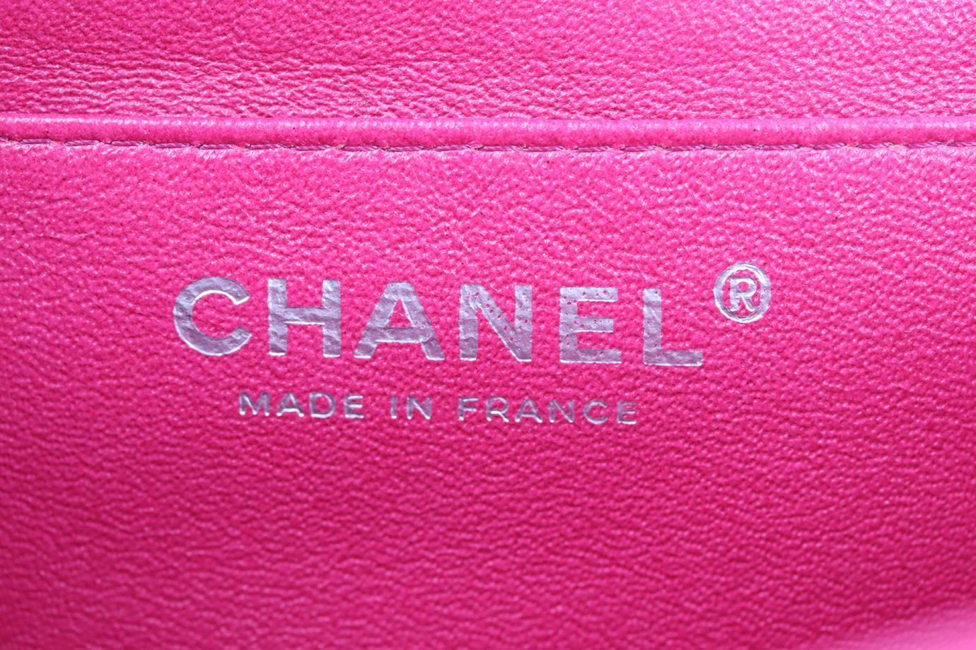 Chanel 2010 Maxi Classic Gesteppte Jersey Umhängetasche mit Einzelklappe im Angebot 4