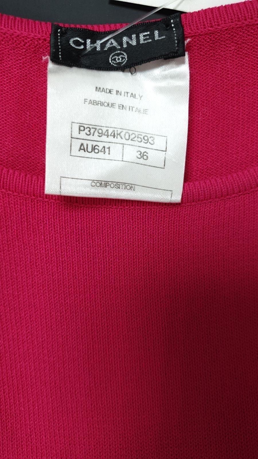 Chanel - Robe-pull midi en tricot rose 2010 en vente 3