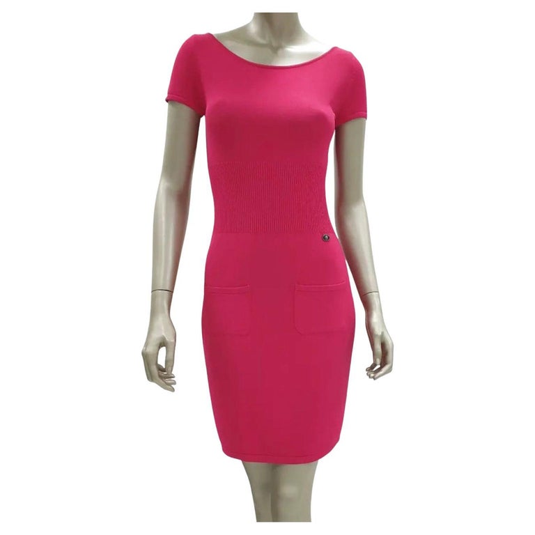 Chanel 2010 Pink Knit Midi Sweater Dress Chanel 2010 Pink Knit Midi Sweater Dress