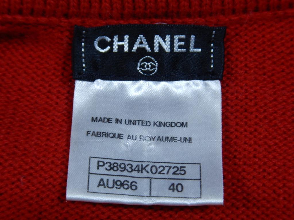 Chanel 2010 Red Belted Cashmere Cardigan Sweater For Sale 3