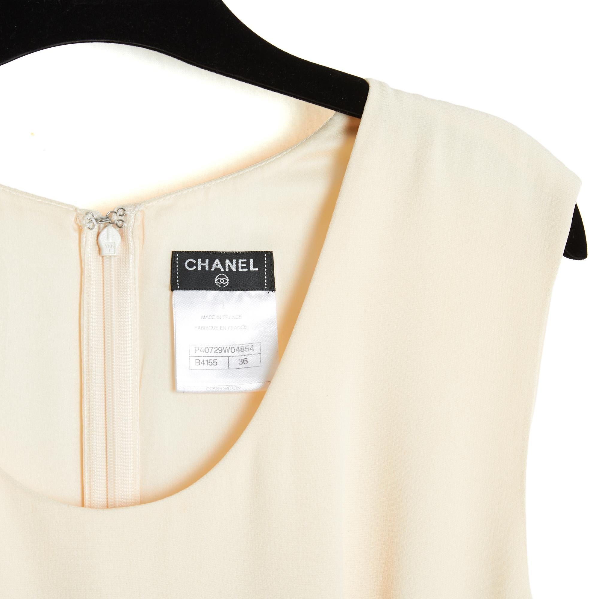 Women's Chanel 2010 Robe FR36 2 Tones Ecru Silk and Black Knit Minimal Dress UK8 US6 For Sale