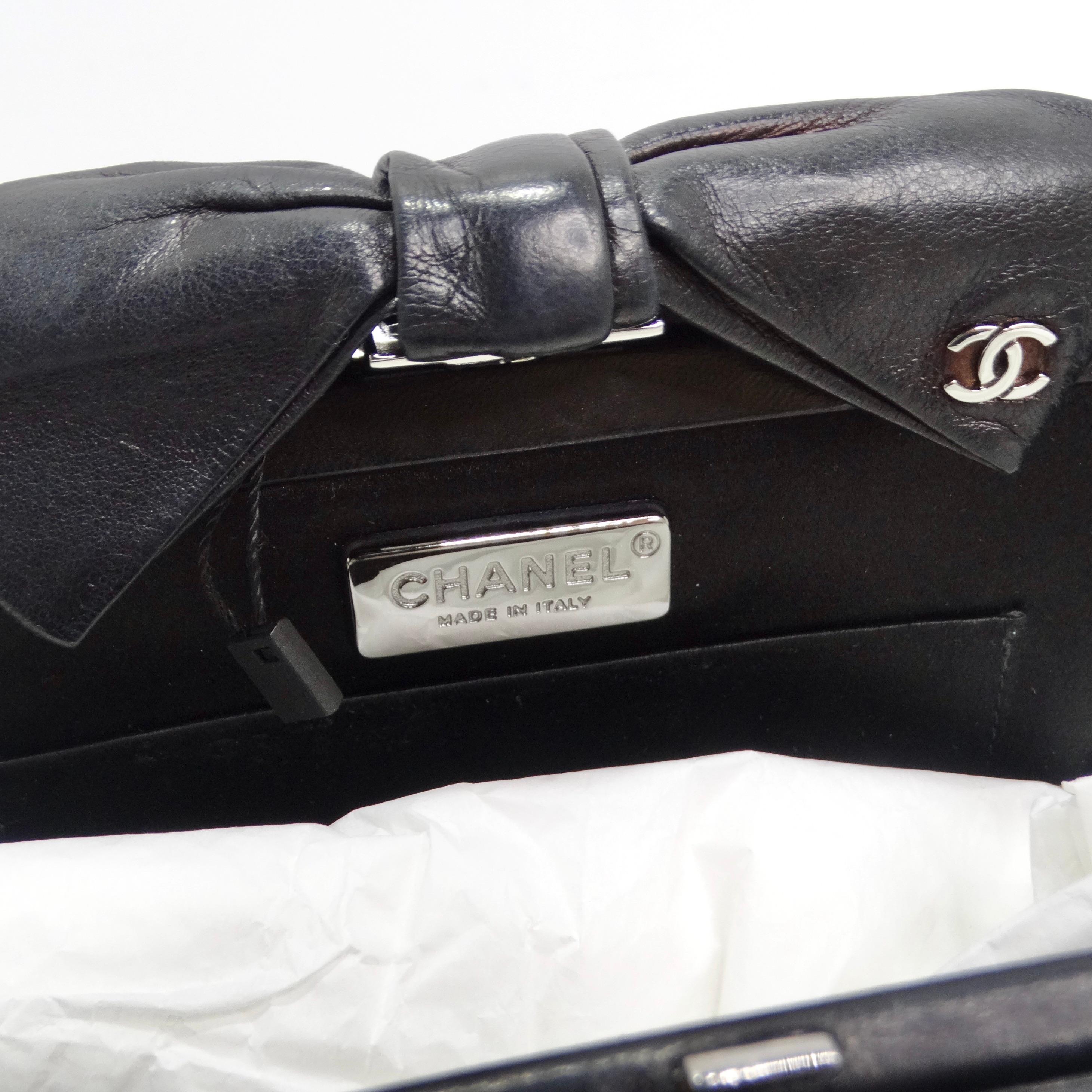 Chanel 2011 Black Lambskin Leather Bow Clutch For Sale 2