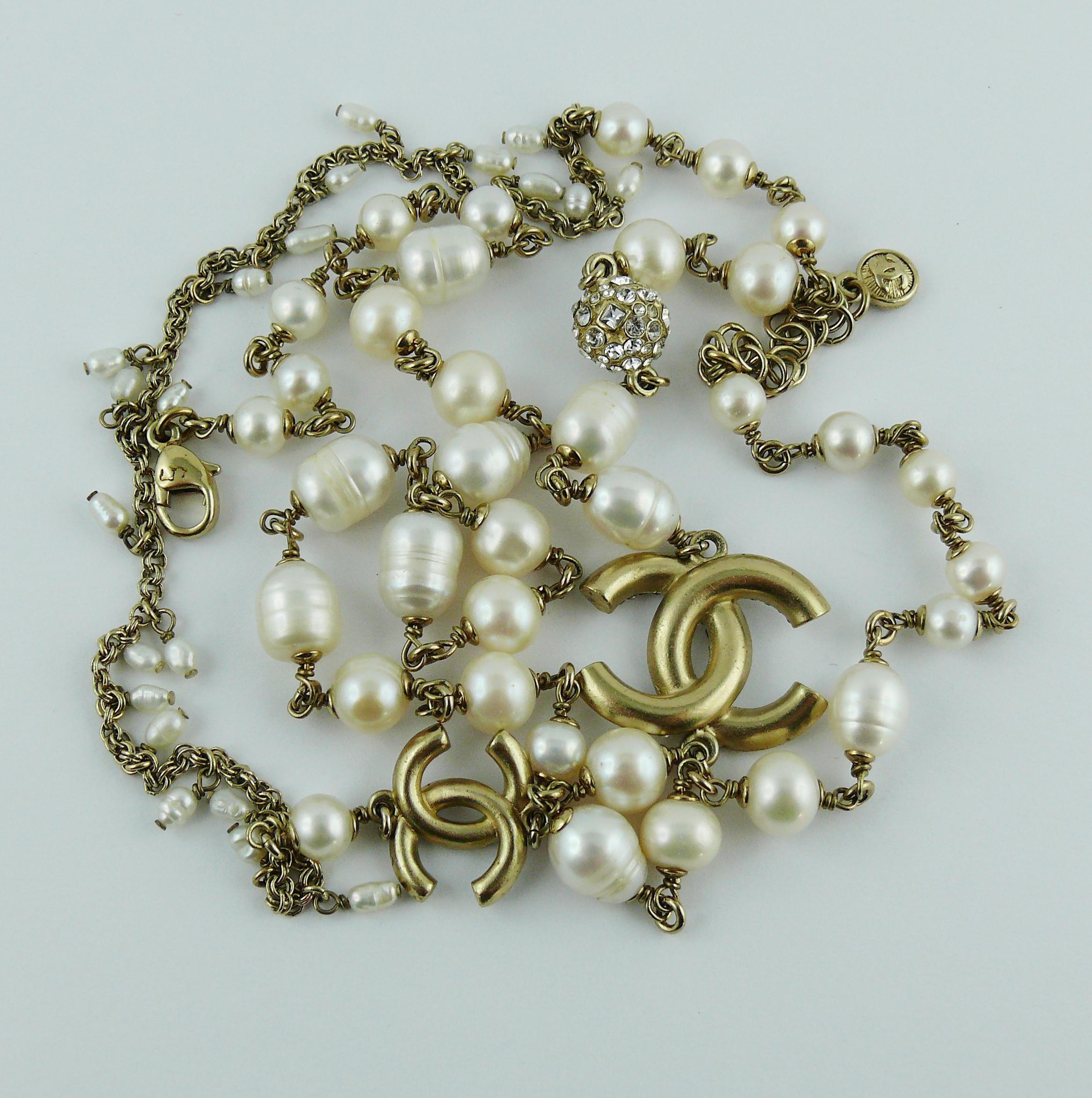 Chanel 2011 Cultured Freshwater Pearl Jewelled CC Necklace 4