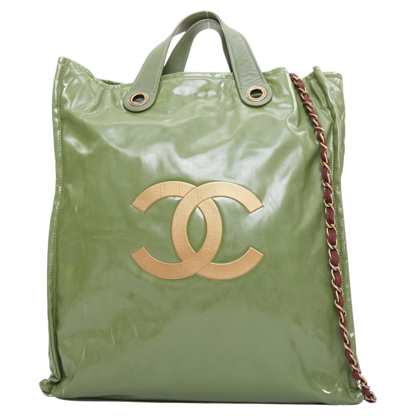 CHANEL 2011 Harrods Limited Edition Cabas green PVC North South Shopper bag For Sale