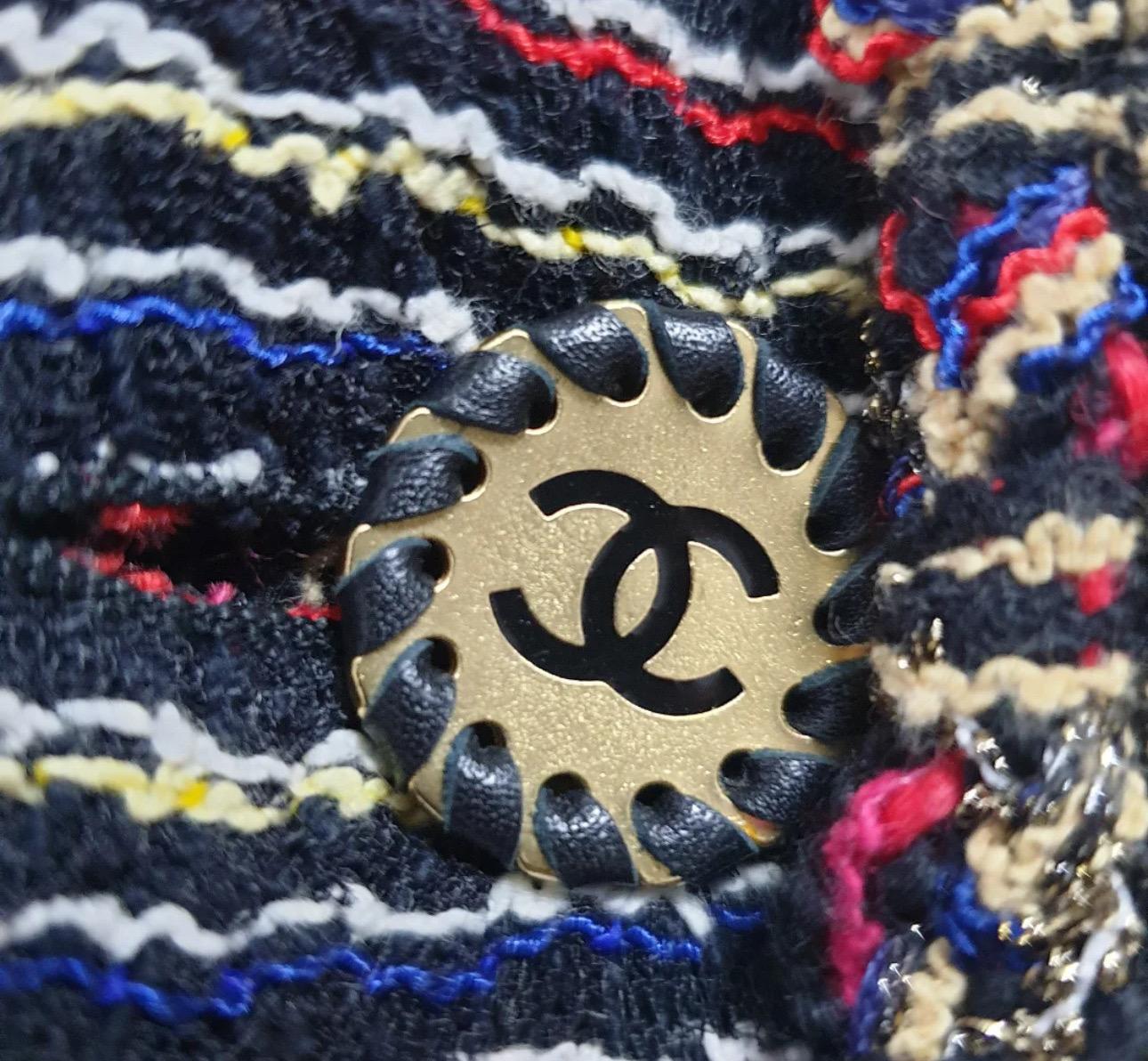 Noir Chanel 2011 Blazer en tweed multicolore Sz.38 en vente