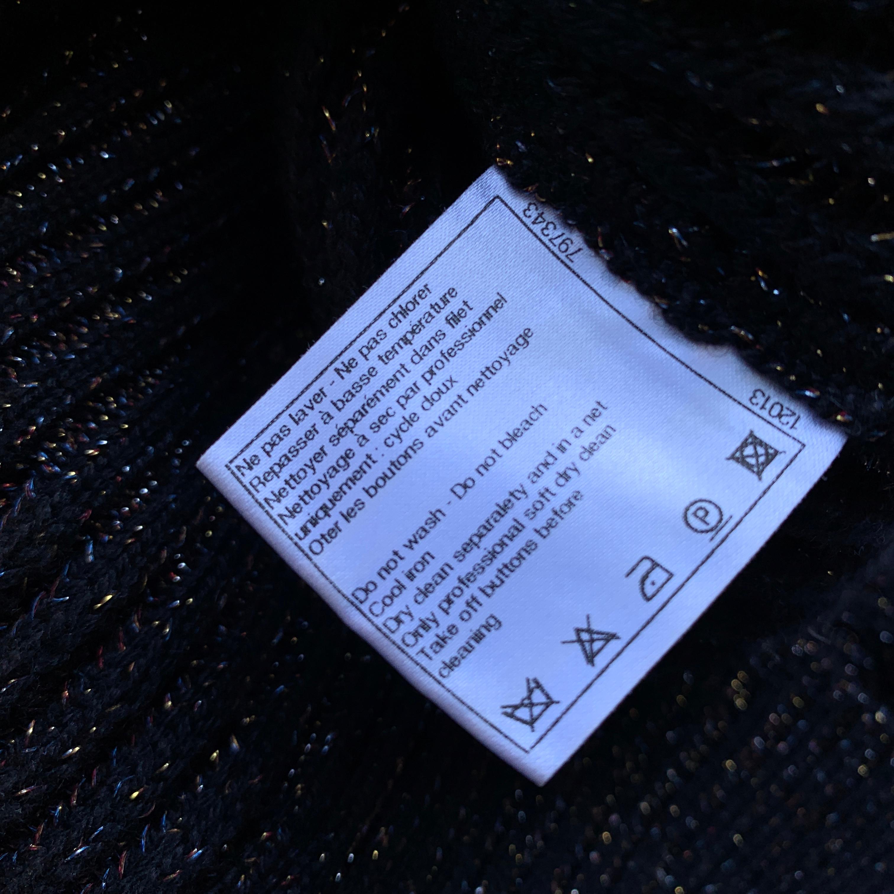 Chanel 2011 Paris Byzance Black Cashmere Silk Cardigan Size 38 FR For Sale 5