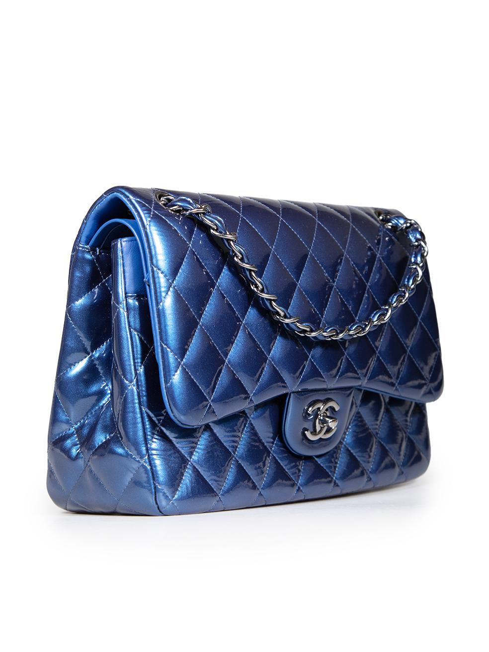 CONDITION is Very good. Minimal wear to the bag is evident. Minimal abrasion to the matte leather on the inner side of the main flap and on the inside compartment flap on this used Chanel designer resale item. Please note the shoulder strap can be