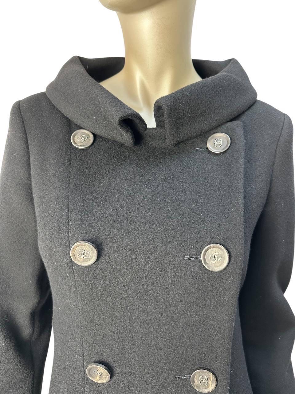Nero Chanel 2012 Cappotto doppio petto in lana nera Sz.38 in vendita