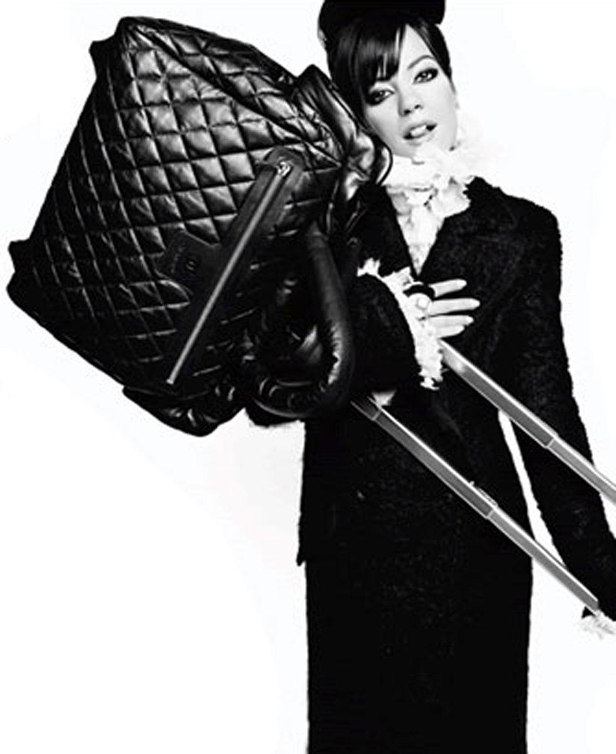 Chanel 2012 Coco Cocoon Gesteppte Fall Carry On Trolley Travel Schwarz Gepäcktasche im Angebot 11