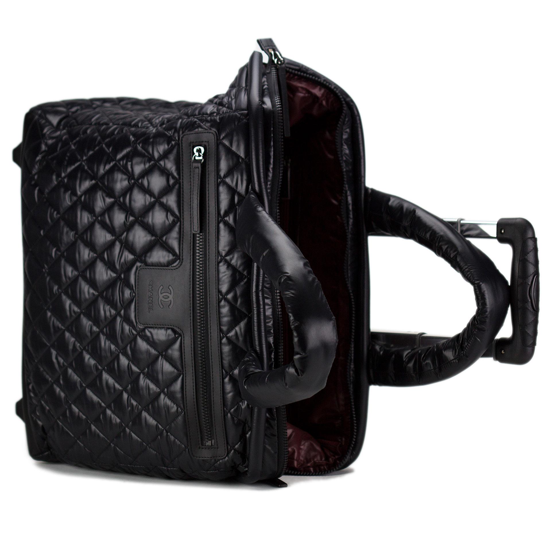 Chanel 2012 Coco Cocoon Quilted Case Carry On Trolley Travel Black Luggage Bag In Good Condition For Sale In Miami, FL