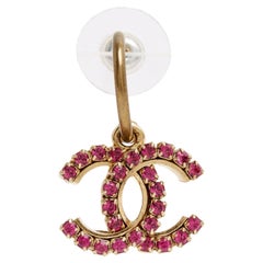 Chanel 2012 Mono Boucle Oreille Creole CC golden metal single  Hoop Earring