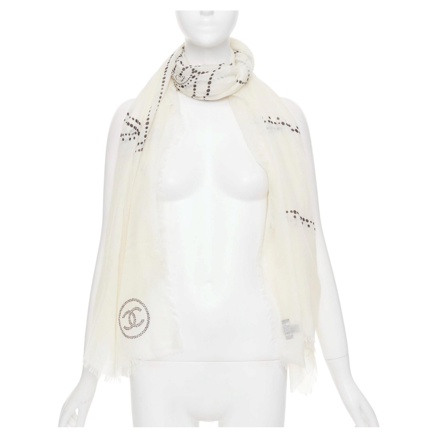 CHANEL 2013 100% cashmere Christmas Edition No.5 Parfum shawl scarf For Sale