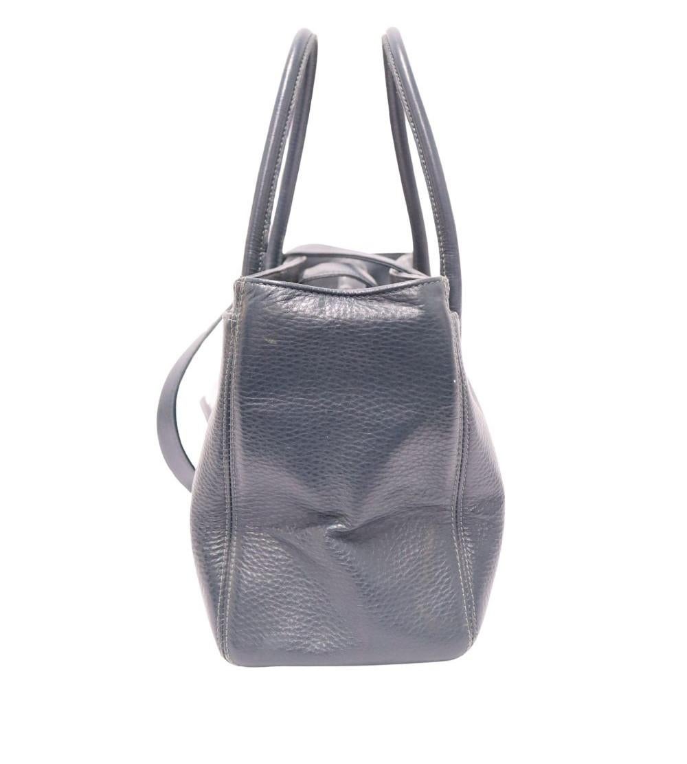 Chanel 2013/2014 - Grand sac fourre-tout Executive Cerf en cuir bleu marine Pour femmes en vente