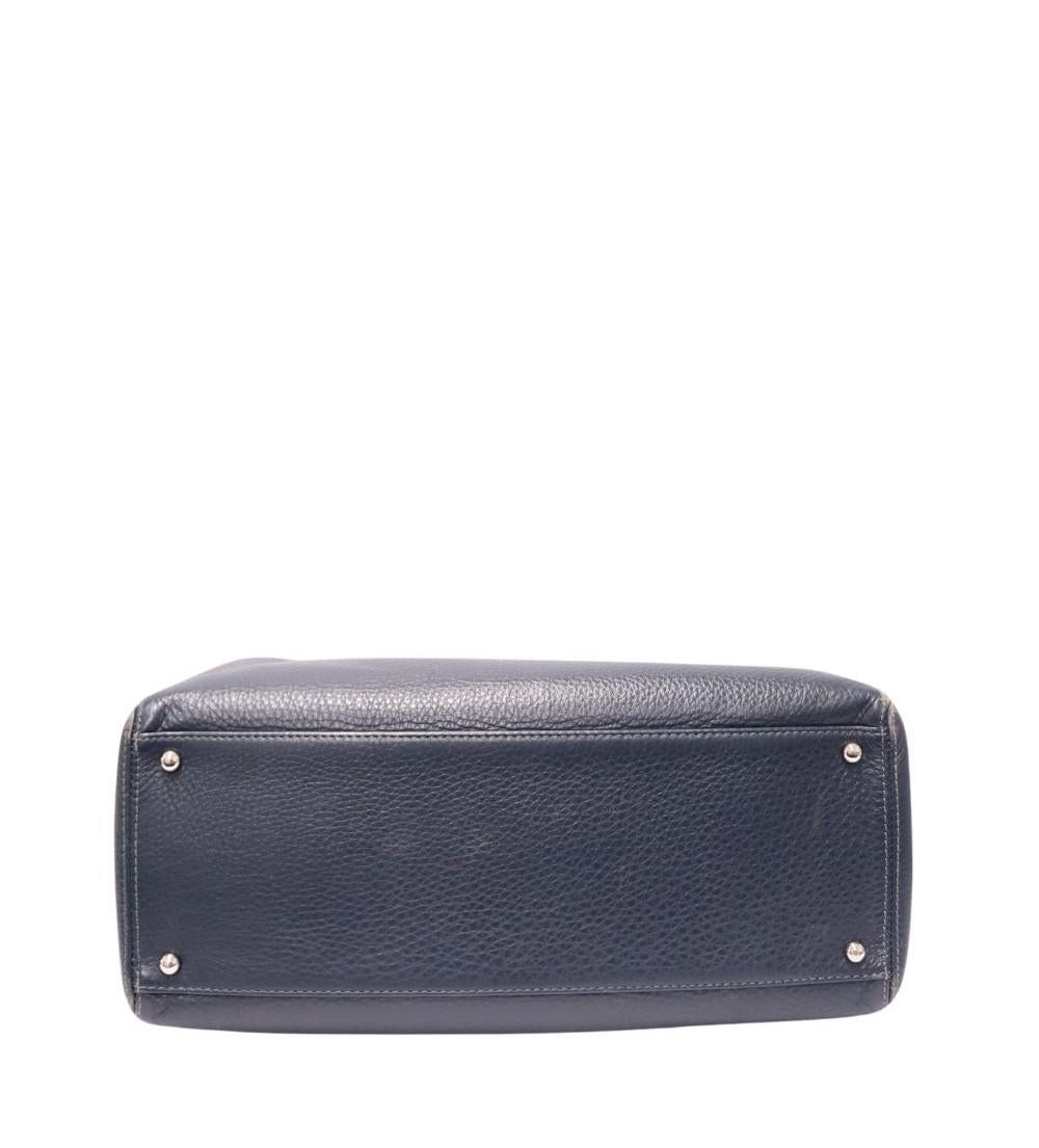 Chanel 2013/2014 - Grand sac fourre-tout Executive Cerf en cuir bleu marine en vente 3