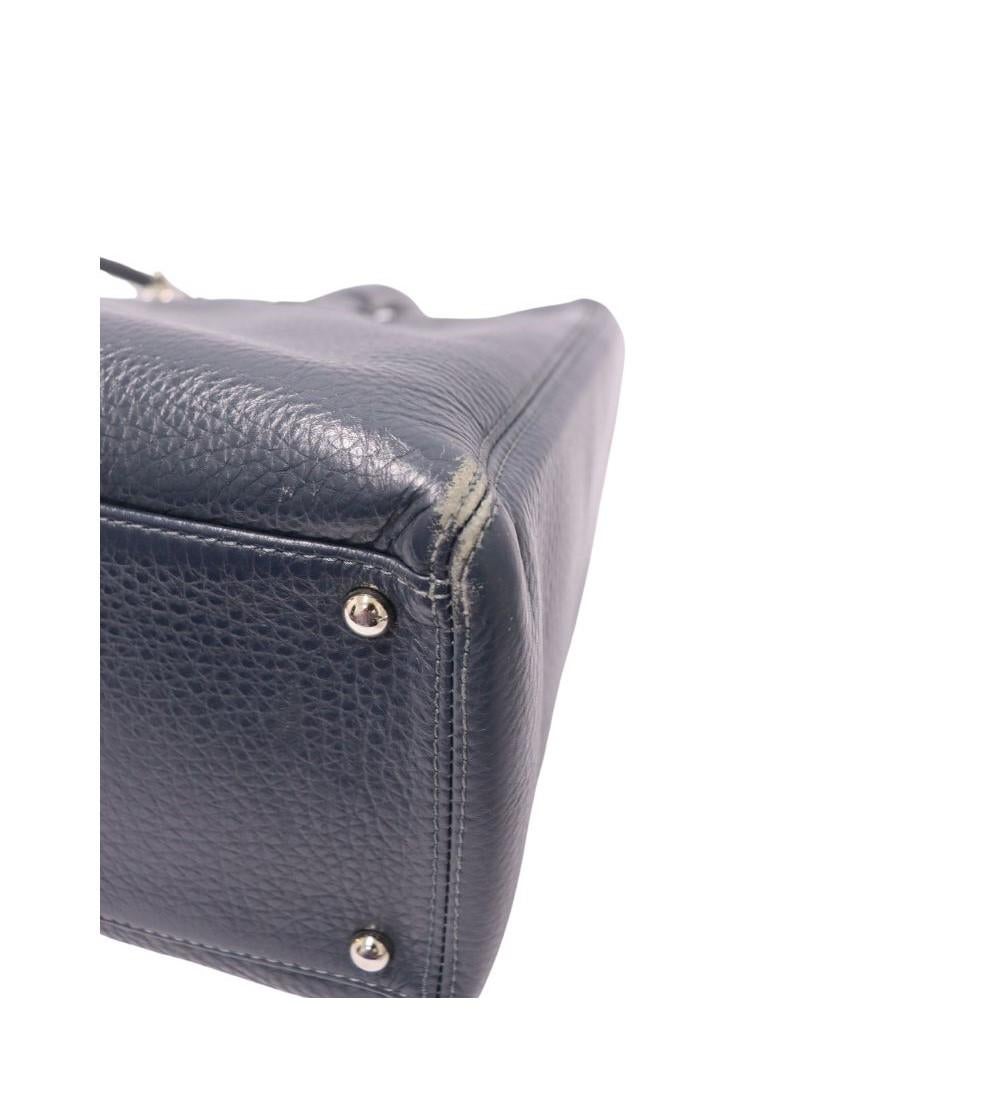 Chanel 2013/2014 - Grand sac fourre-tout Executive Cerf en cuir bleu marine en vente 5