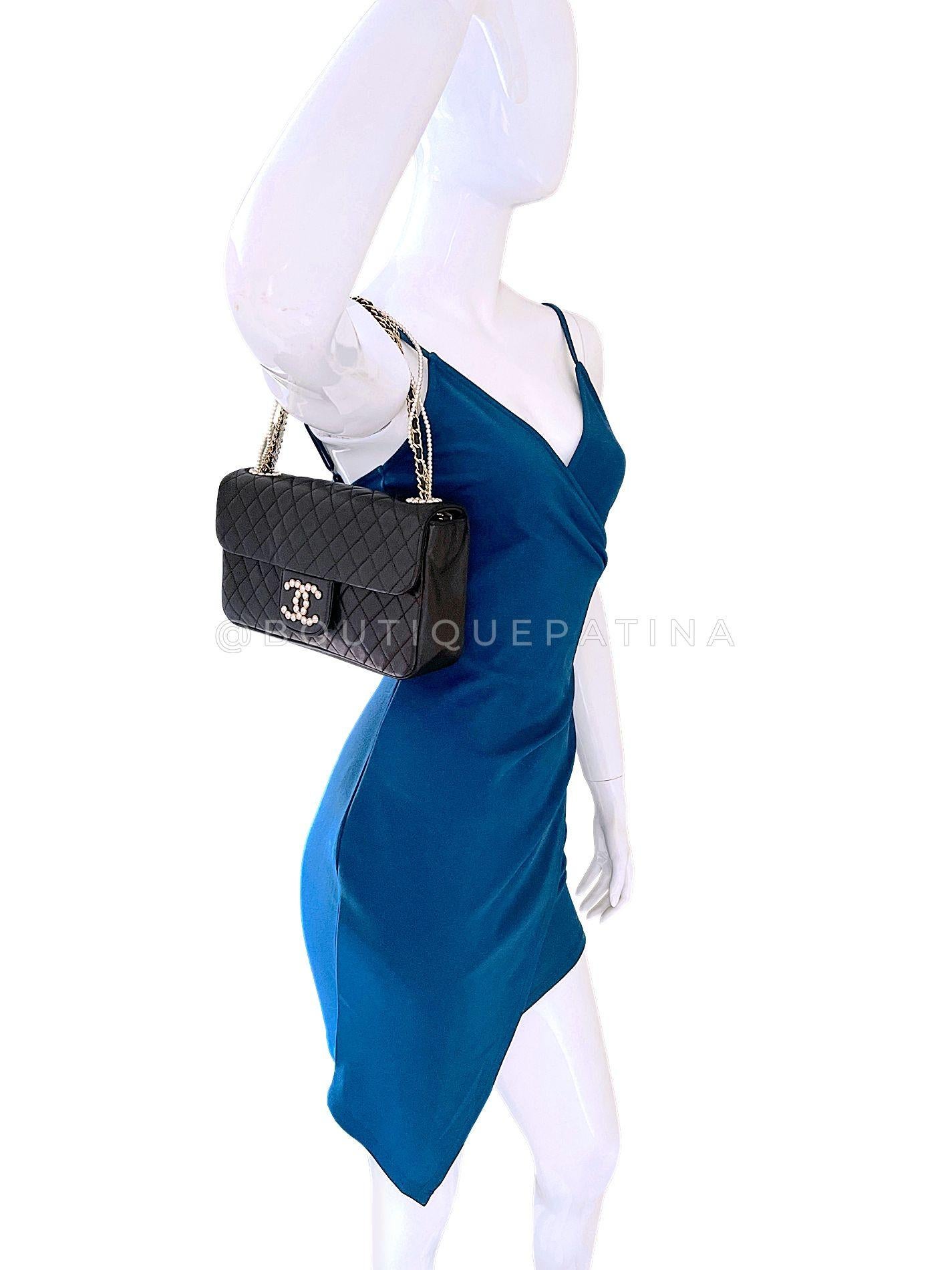 Chanel 2013 Borsa Westminster nera con perle e catena 68746 in vendita 9