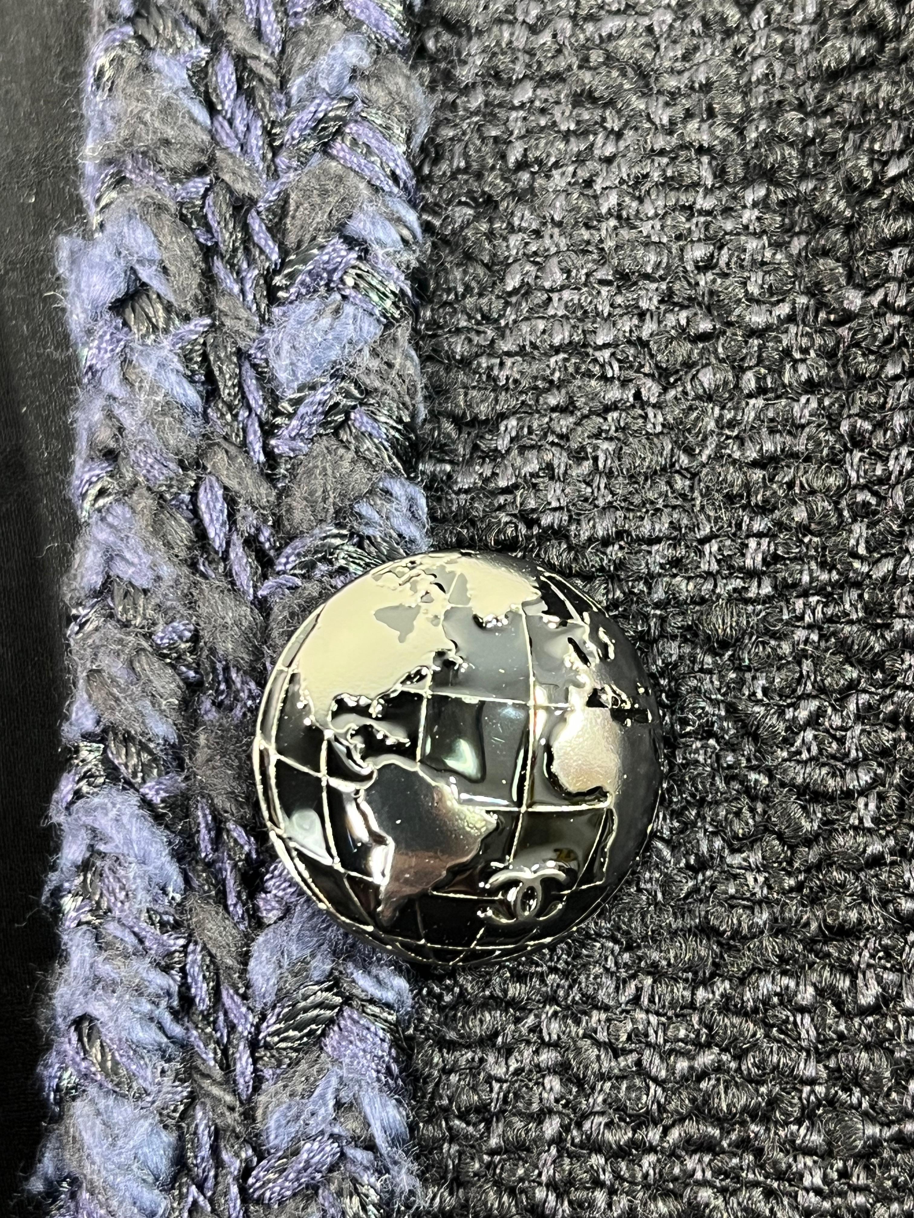 Chanel 2013 Chaqueta de lana negra de tweed con ribetes trenzados 5