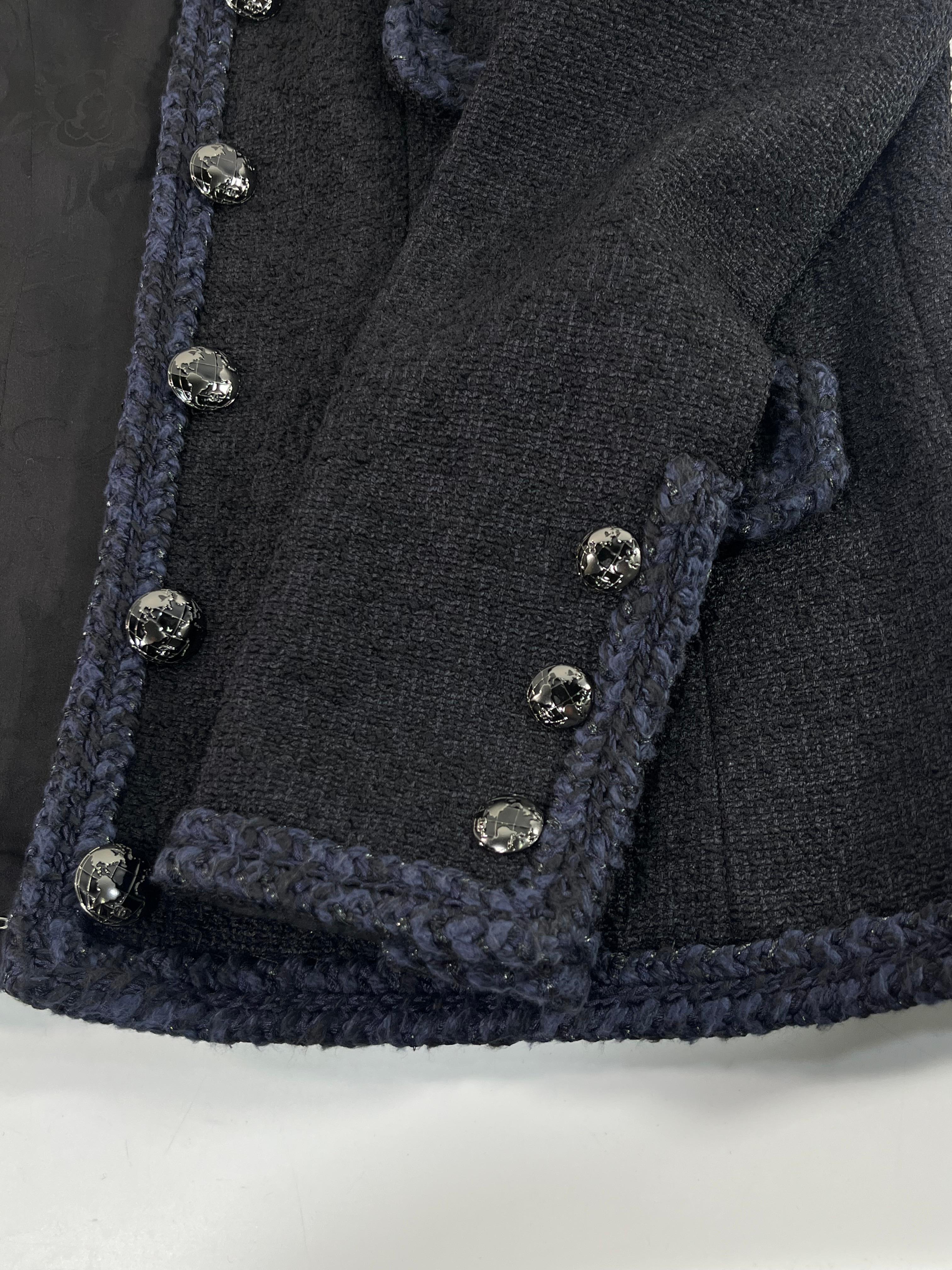 Chanel 2013 Chaqueta de lana negra de tweed con ribetes trenzados 3
