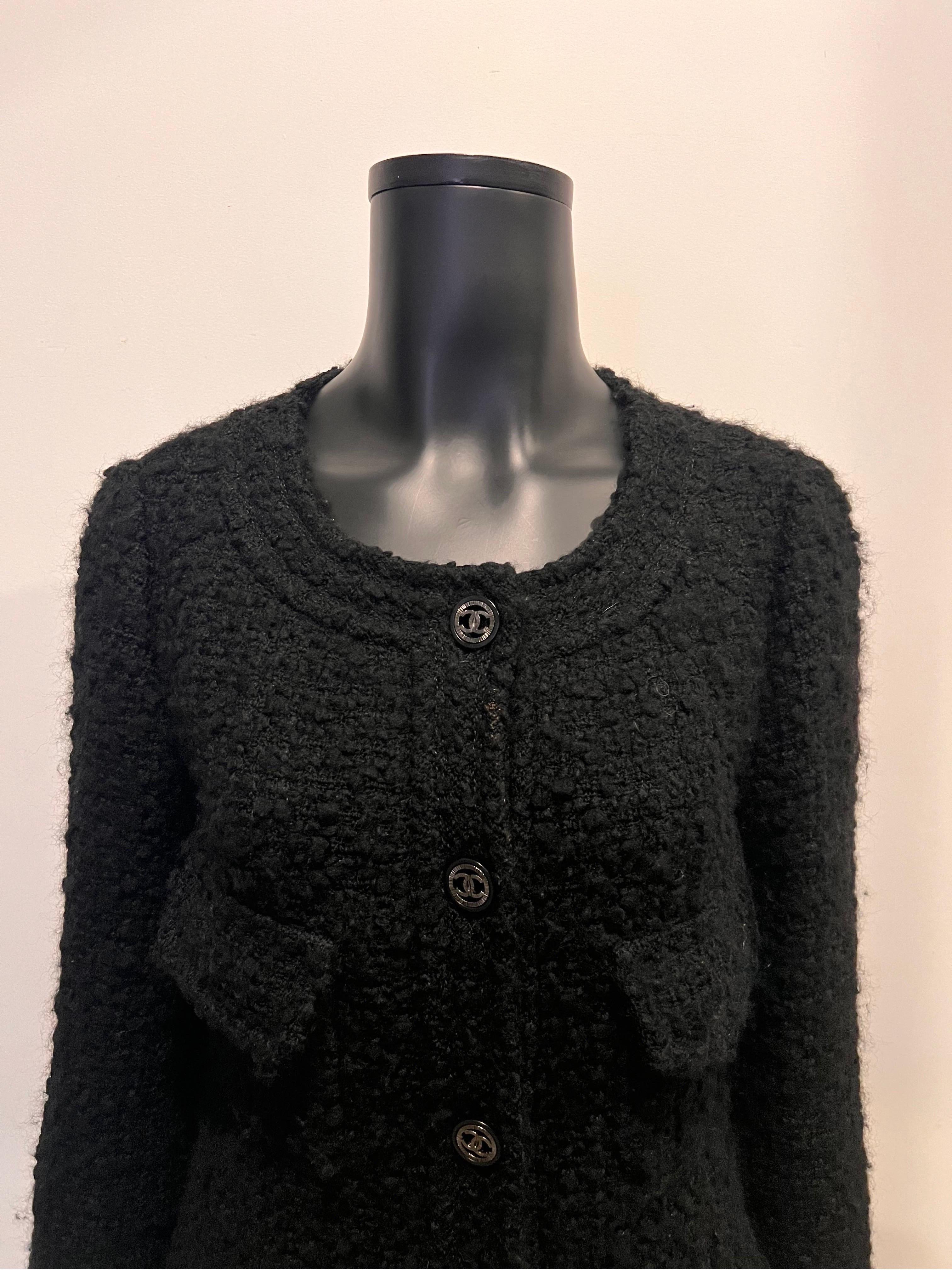 Women's or Men's Chanel 2013 boucle tweed coat dress in black with CC details buttons 