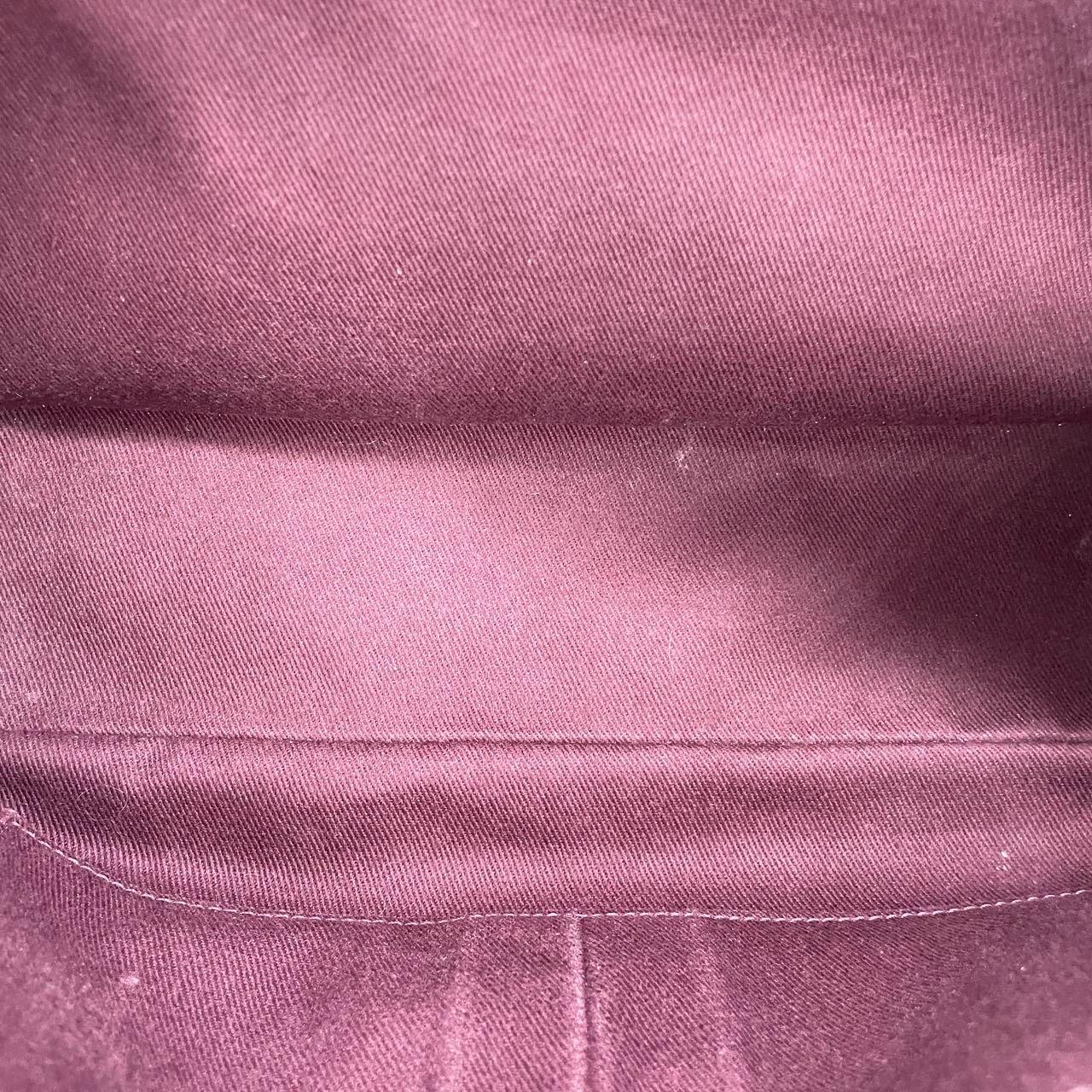 Chanel 2013 Paris-Edinburgh Large Black Flap Calfskin Leather Shoulder Bag en vente 11