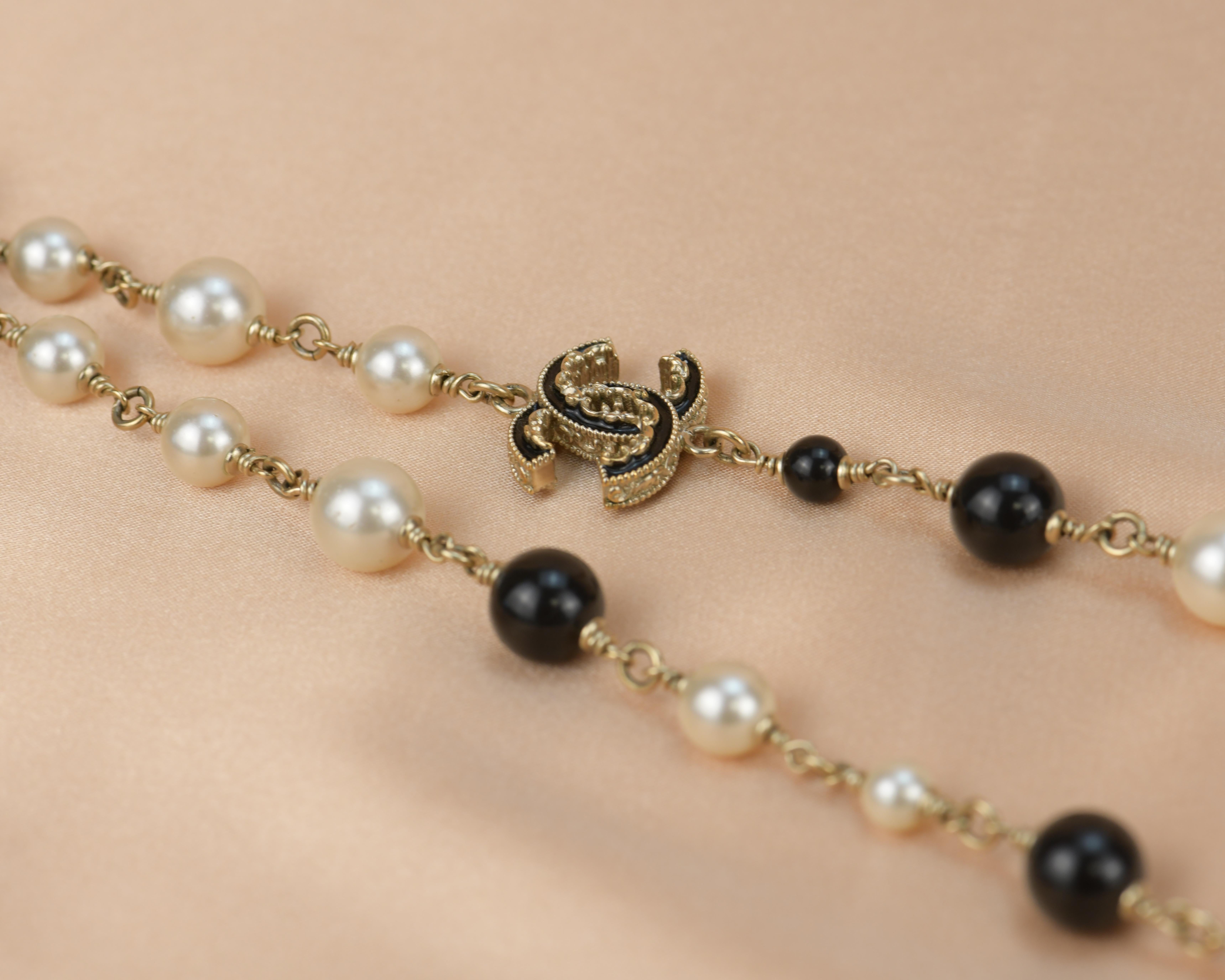 CHANEL 2013 Pearl & Black Beads CC Baroque Sautoir Necklace 6